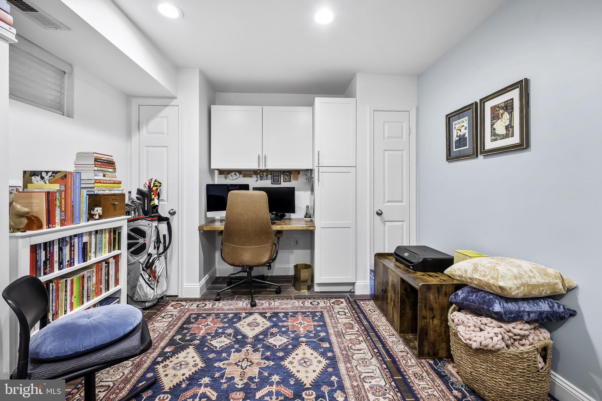 HAMPDEN HISTORIC DISTRICT - Residential