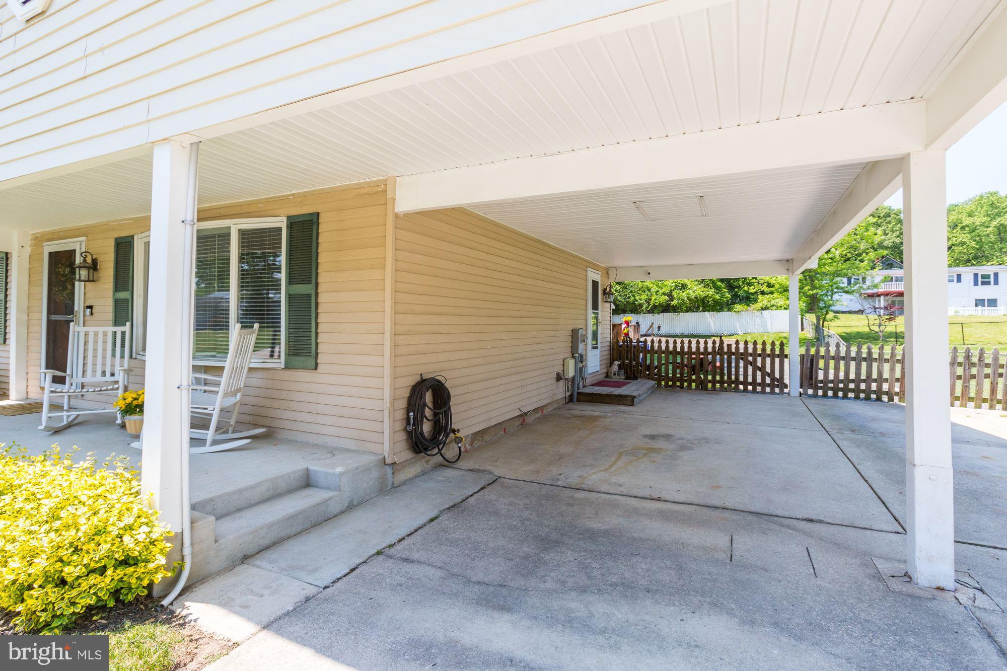 SAVAGE MEADOWS - Residential