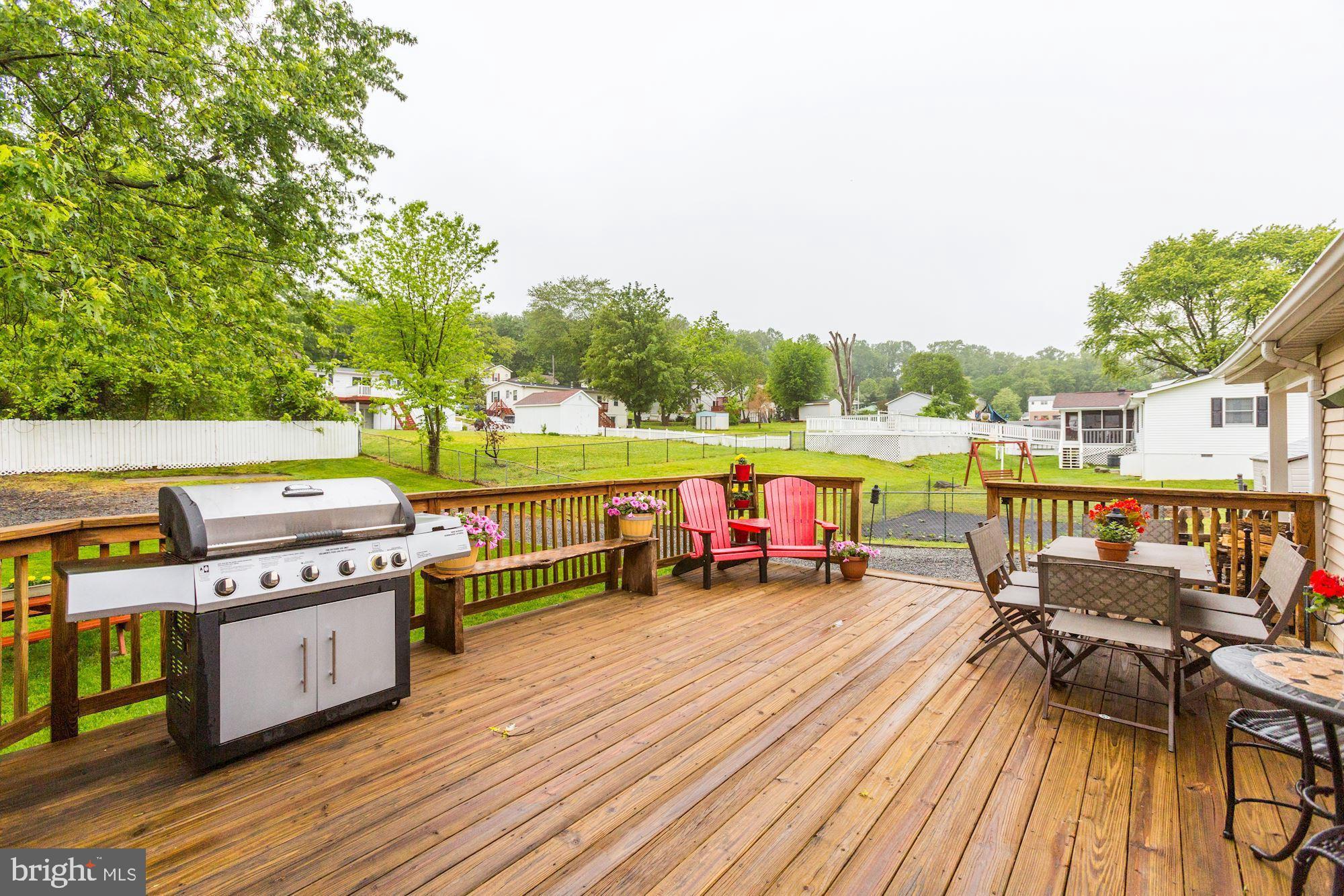 SAVAGE MEADOWS - Residential