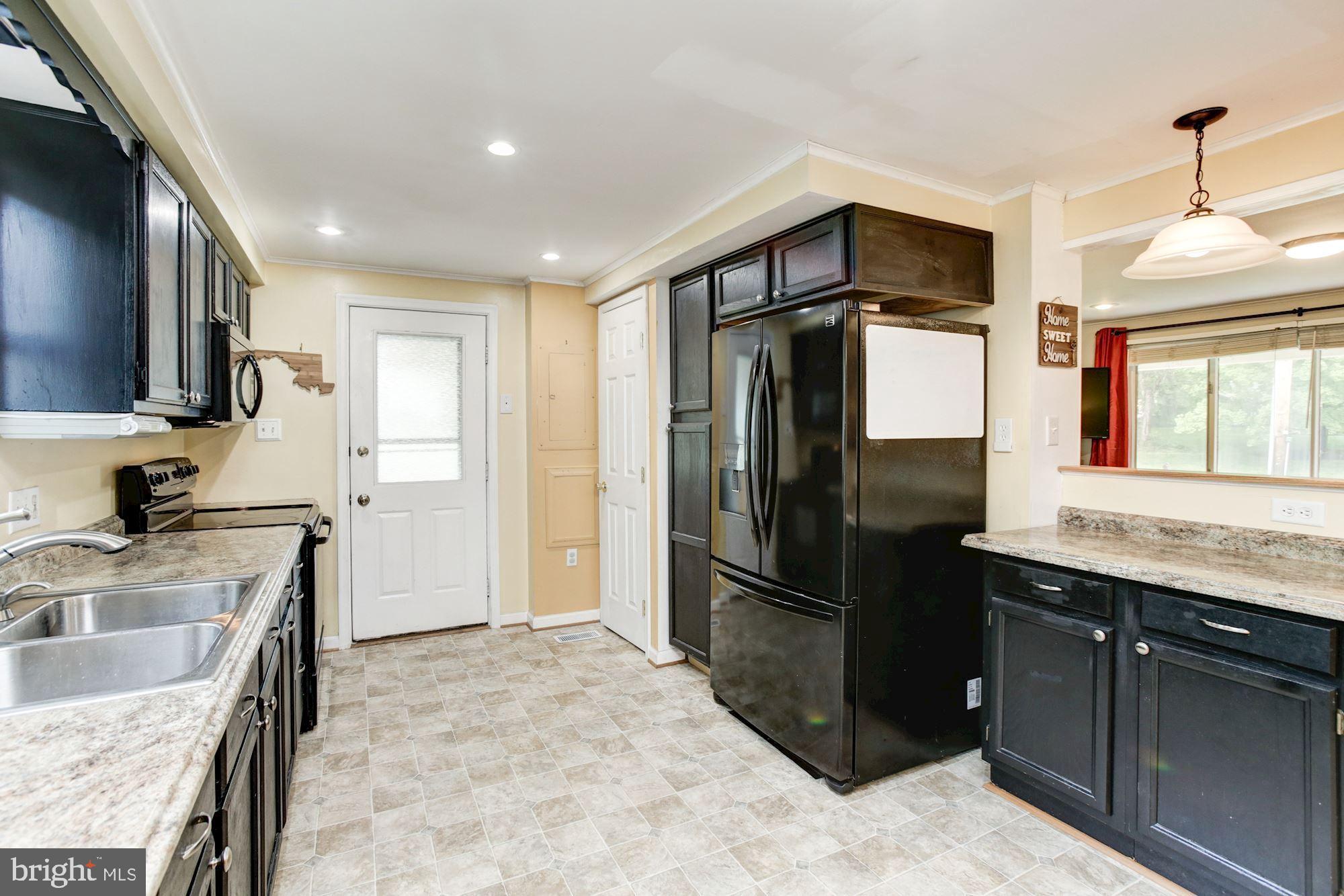 SAVAGE MEADOWS - Residential