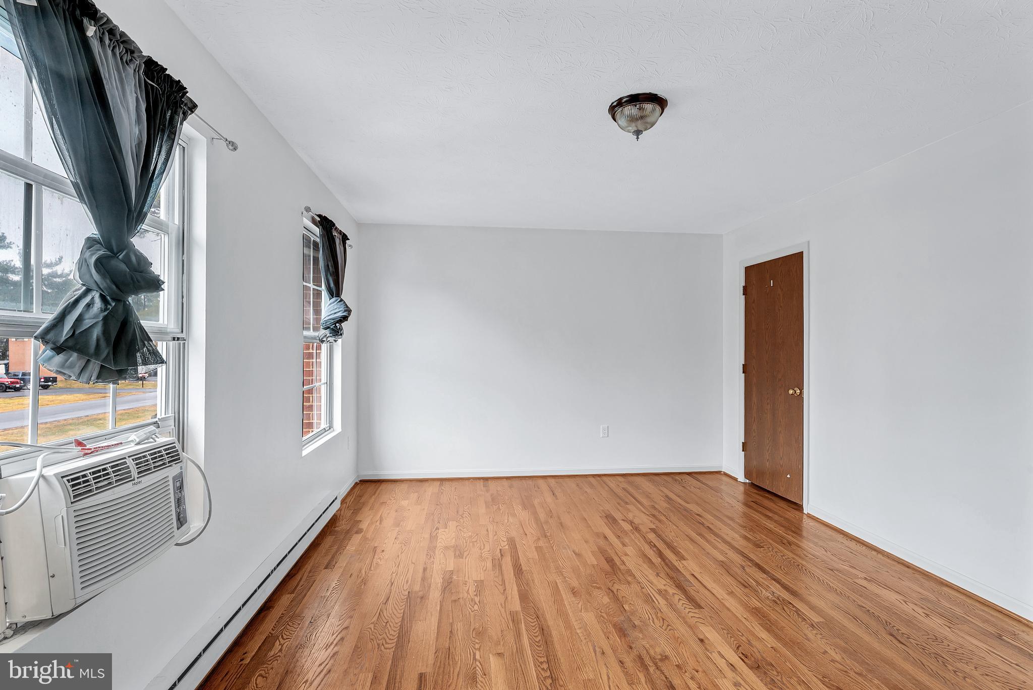 FREDERICKTOWN - Residential