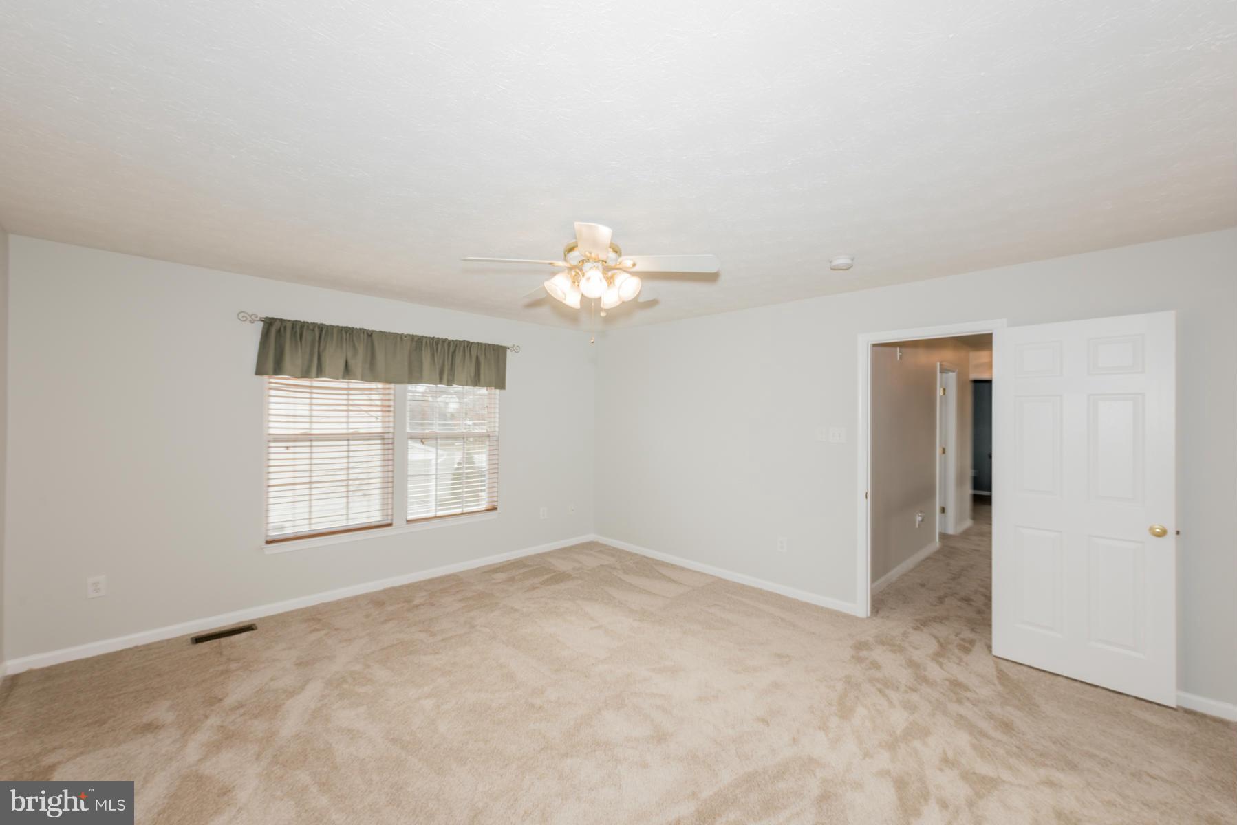 ECKER'S HOLLOW - Residential