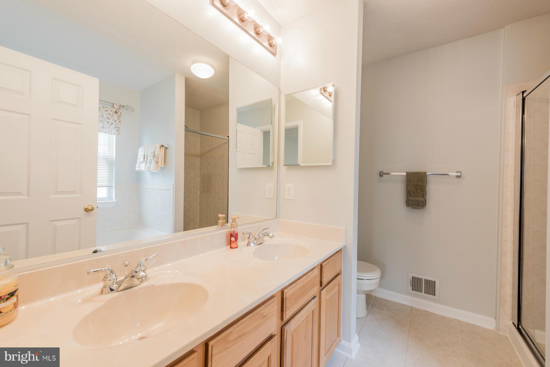 ECKER'S HOLLOW - Residential