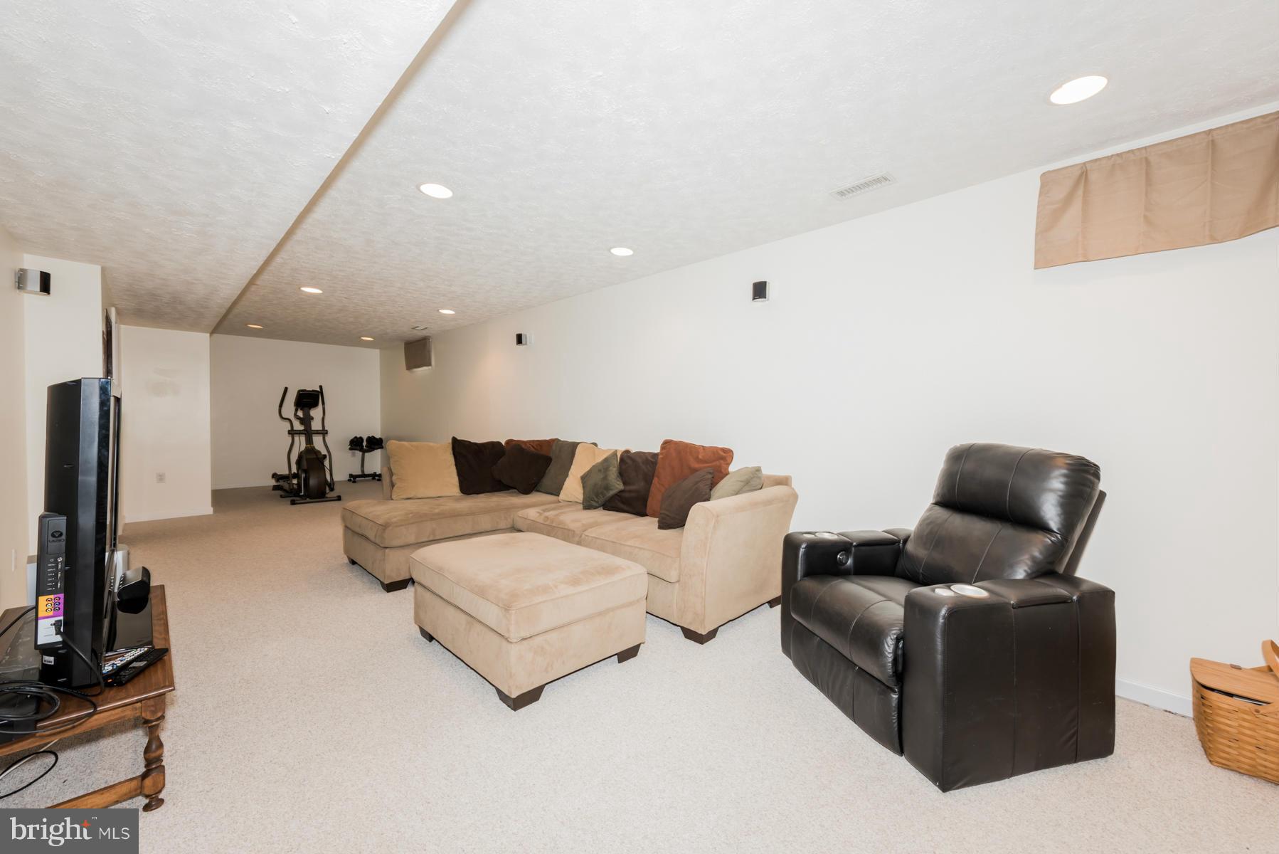 ECKER'S HOLLOW - Residential