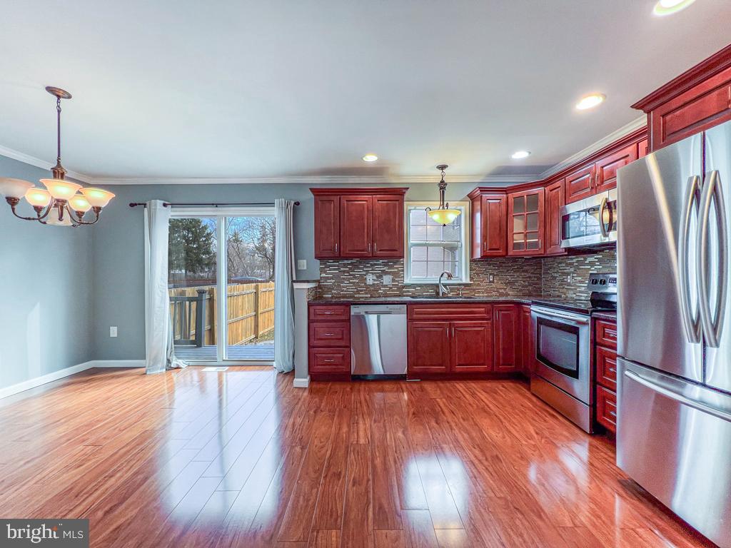 CAMBRIDGE ESTS - Residential