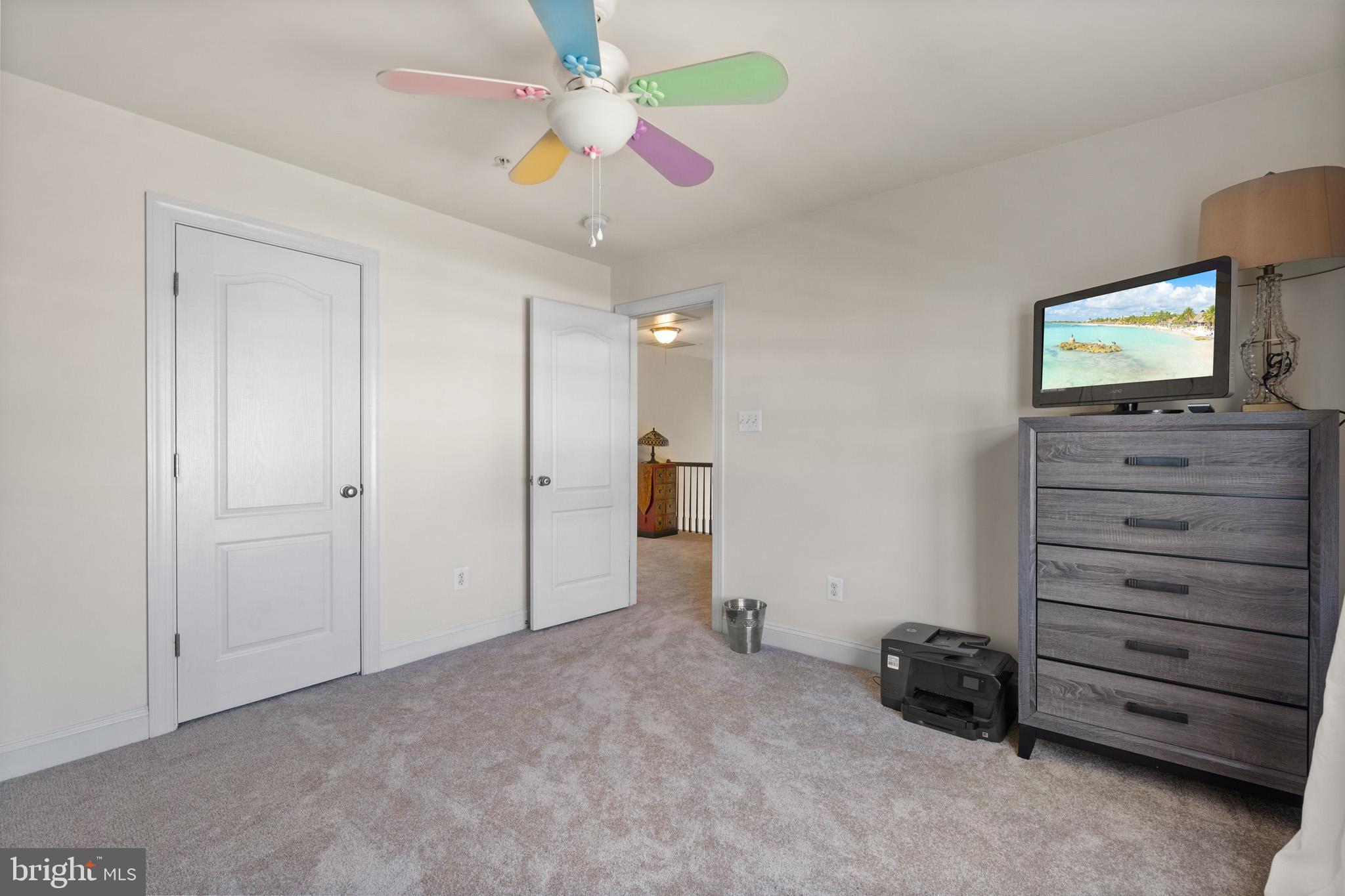 NORTH POINTE - Residential