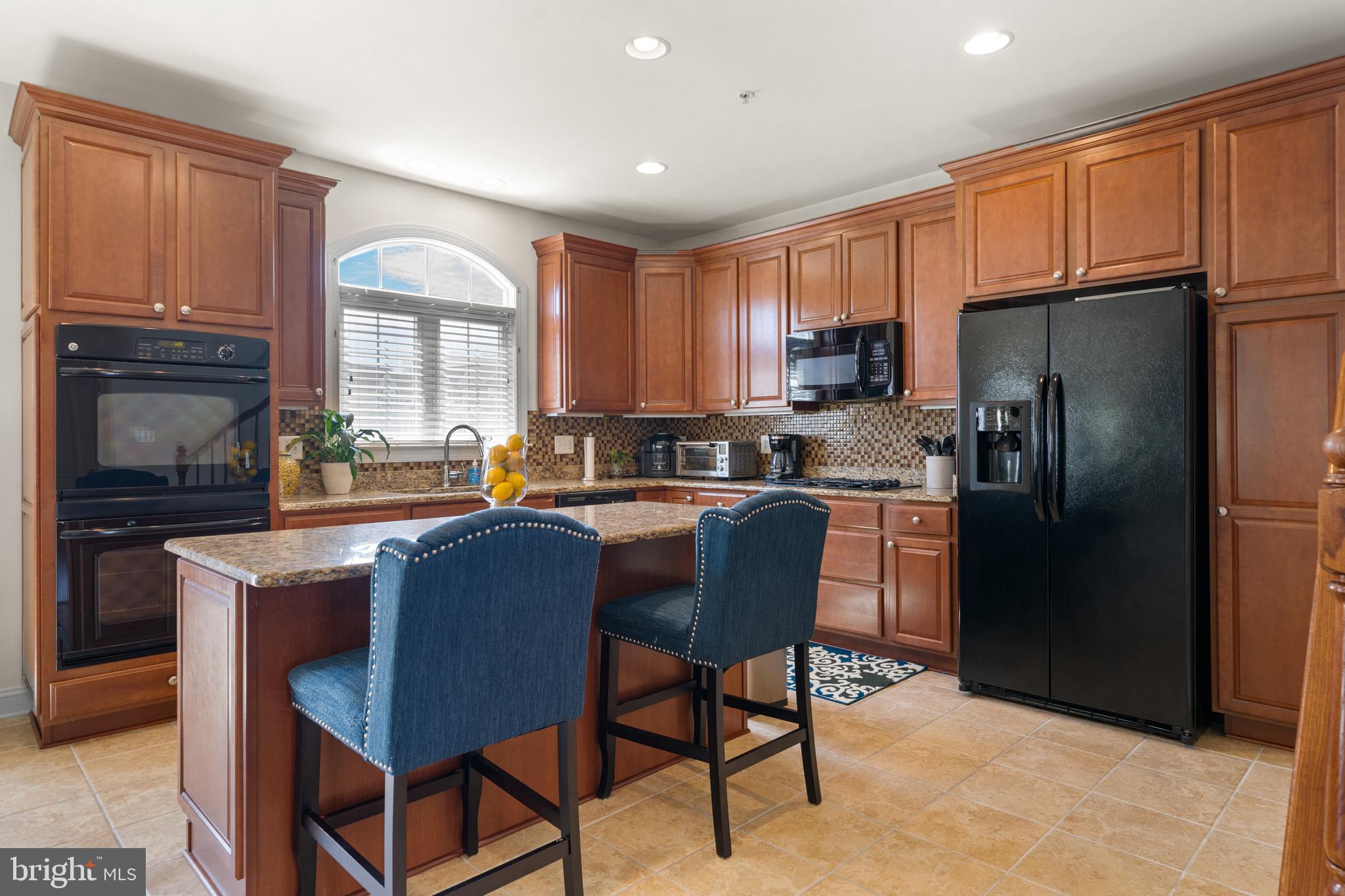 NORTH POINTE - Residential