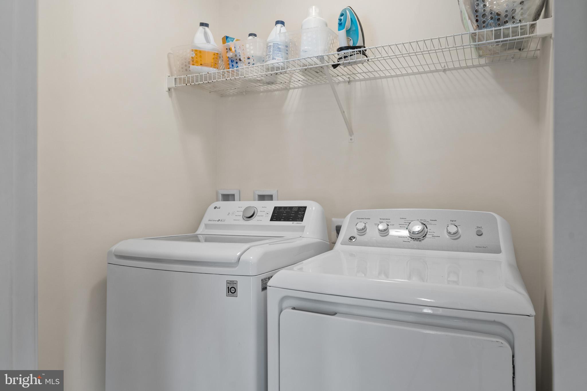 NORTH POINTE - Residential