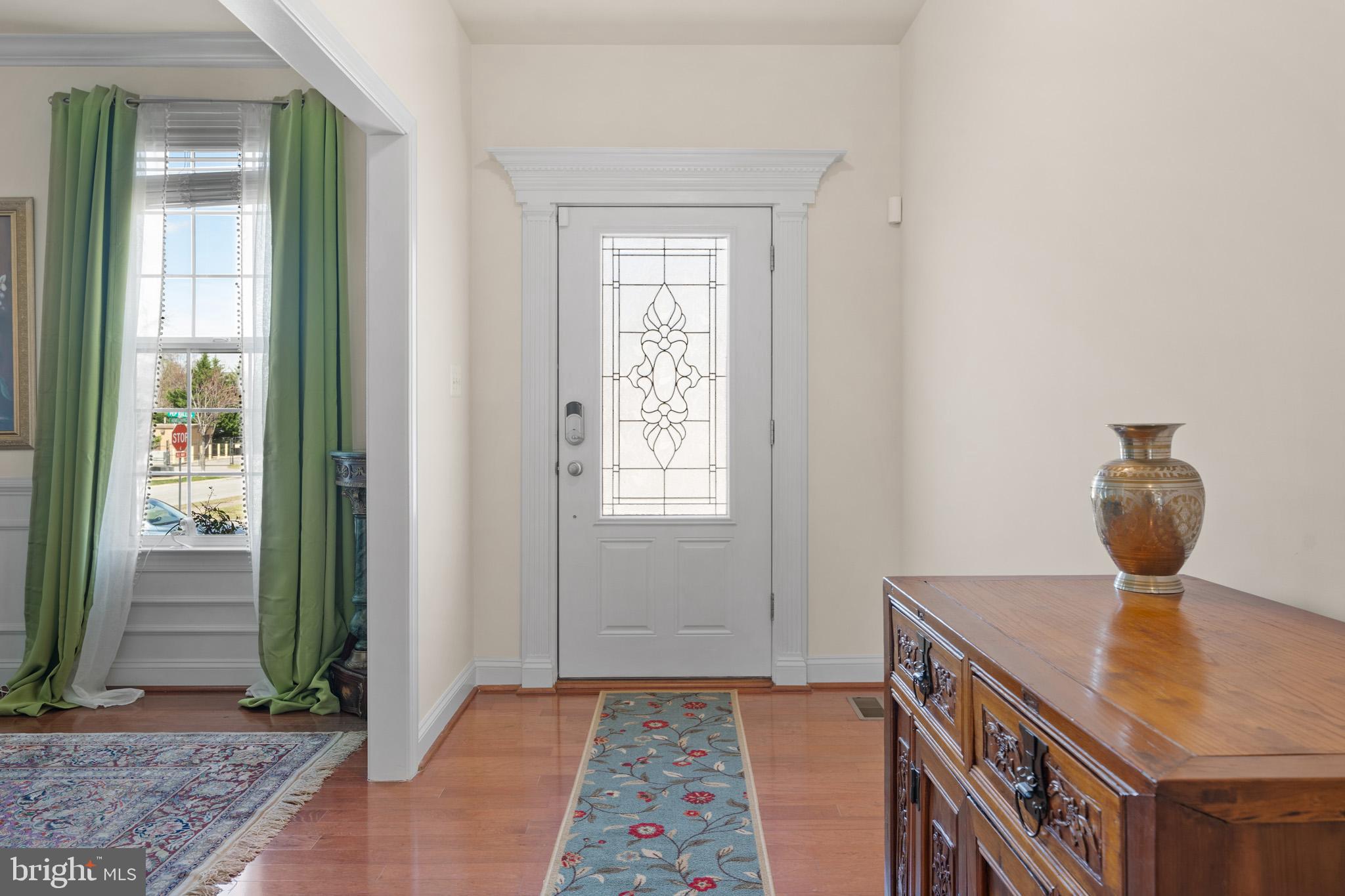 NORTH POINTE - Residential