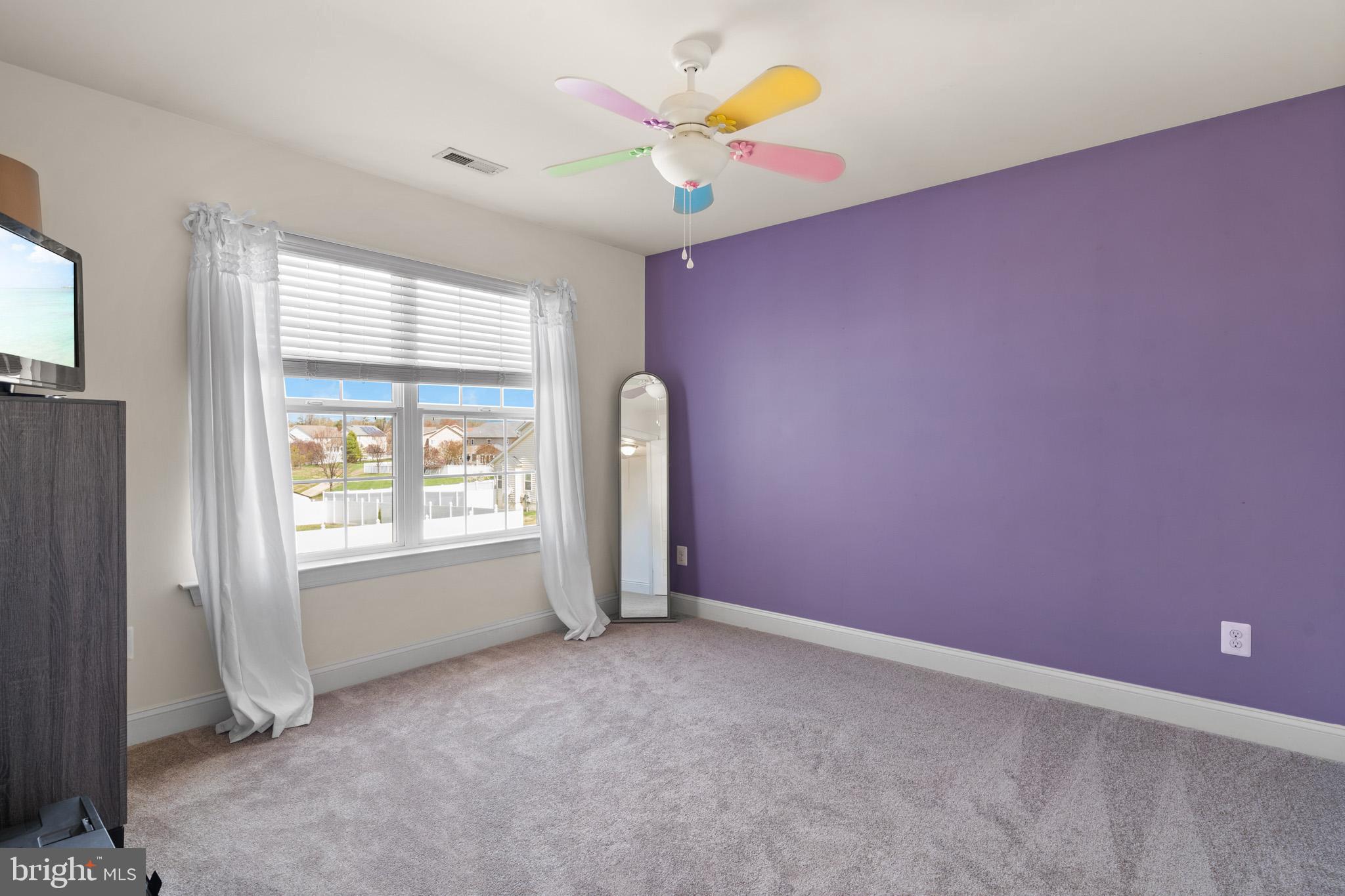 NORTH POINTE - Residential