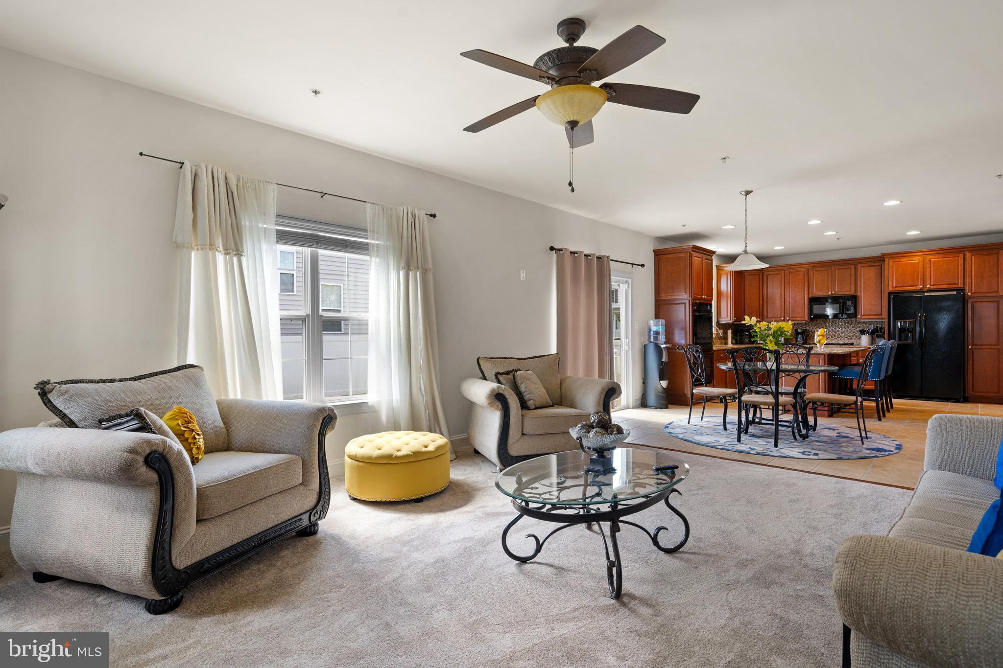 NORTH POINTE - Residential