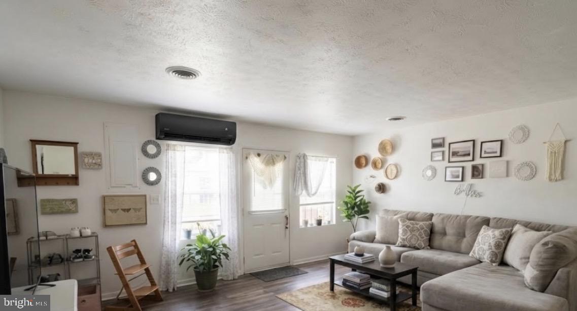 307 E MAIN STREET D2