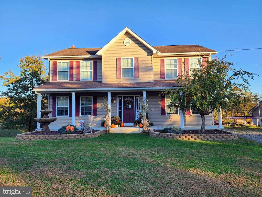 Photo of 27 Towhee Hollow, SPRINGFIELD, WV 26763 (MLS # WVMI2003820)