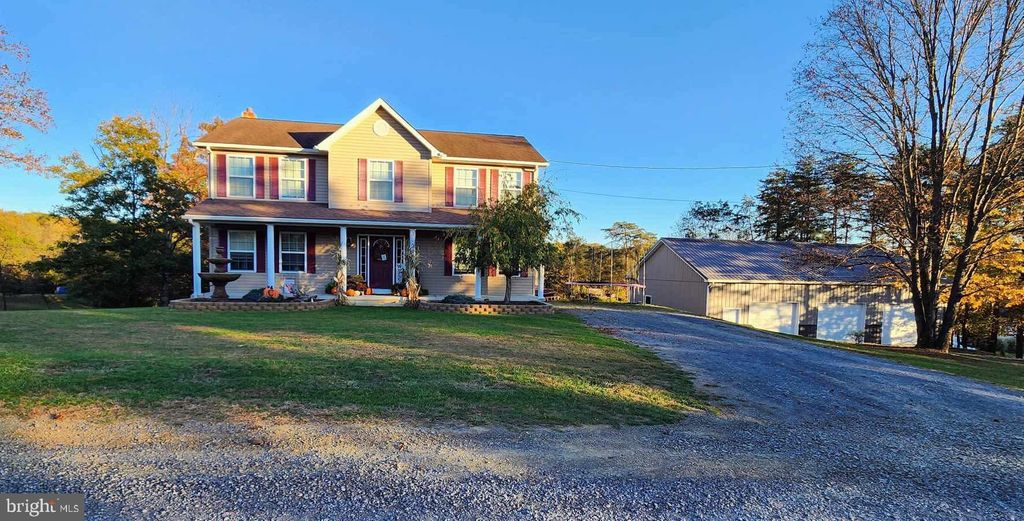 Photo of 27 Towhee Hollow, SPRINGFIELD, WV 26763 (MLS # WVMI2003820)