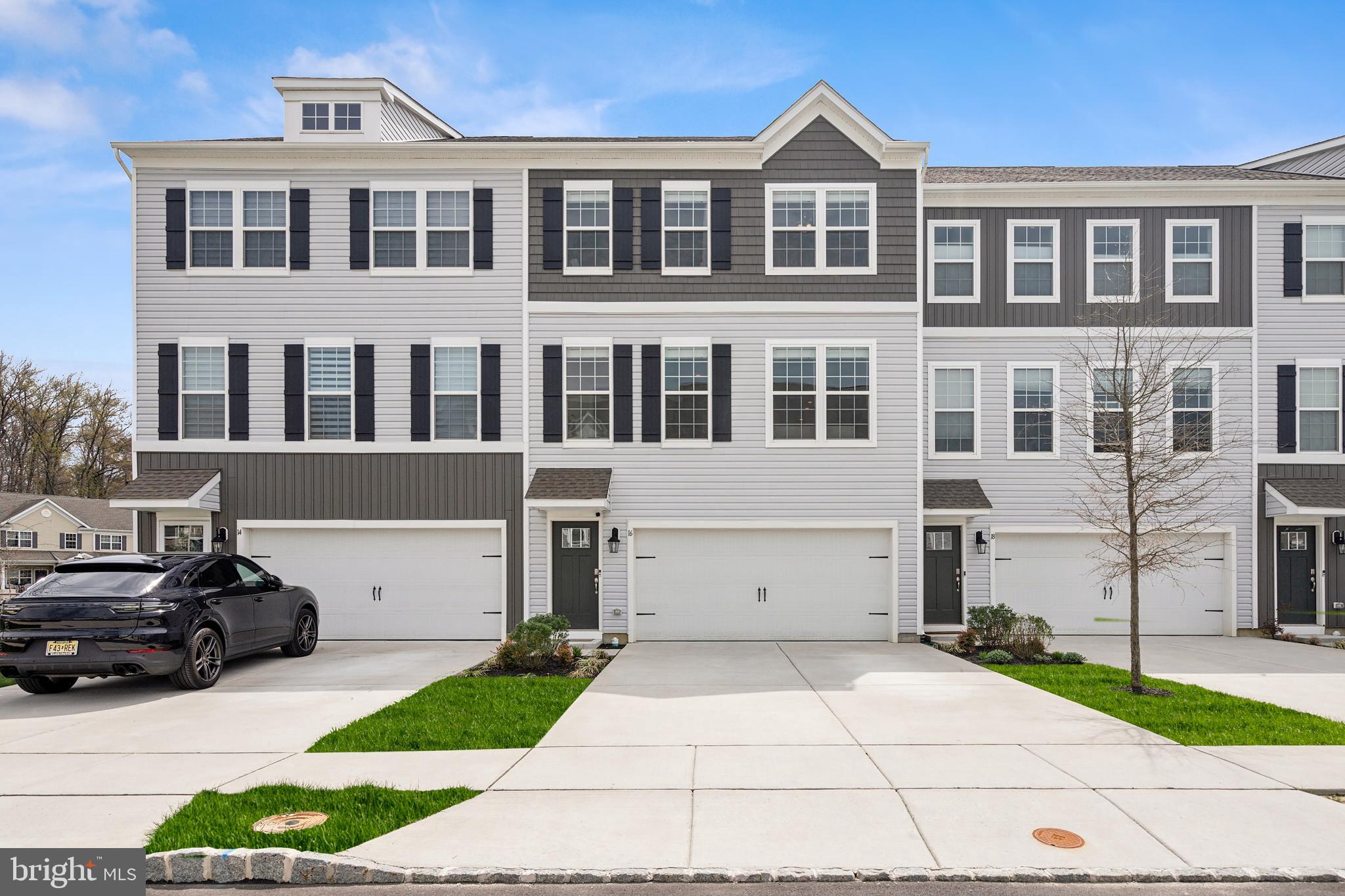 16 FOUNDRY BOULEVARD