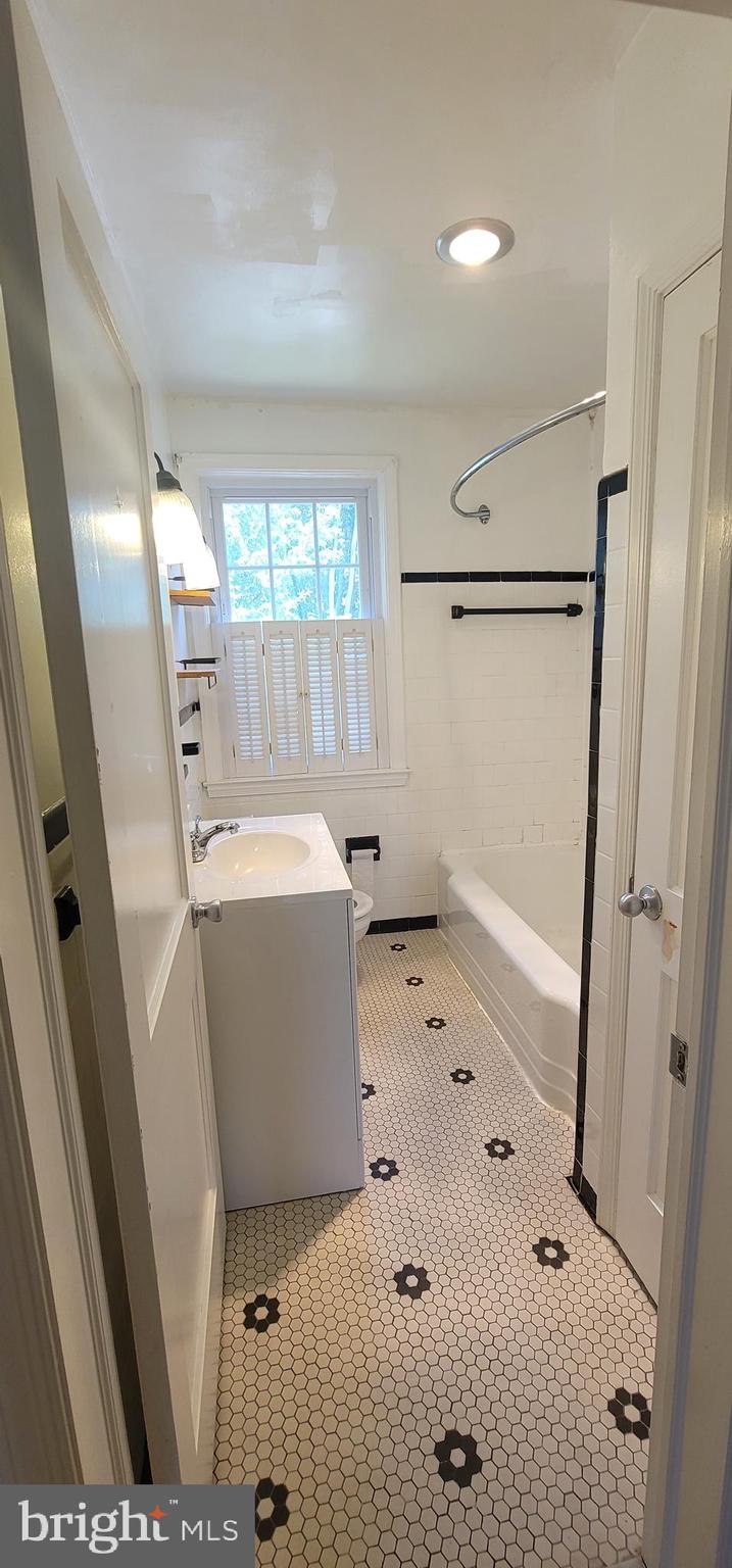 LOCH RAVEN VILLAGE - Residential Lease