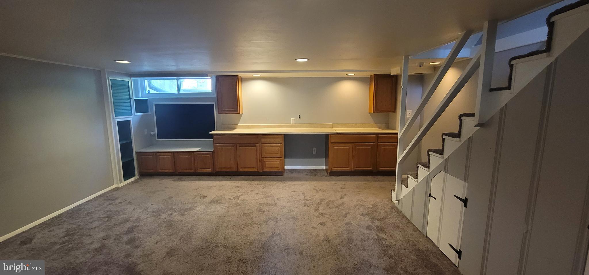 LOCH RAVEN VILLAGE - Residential Lease