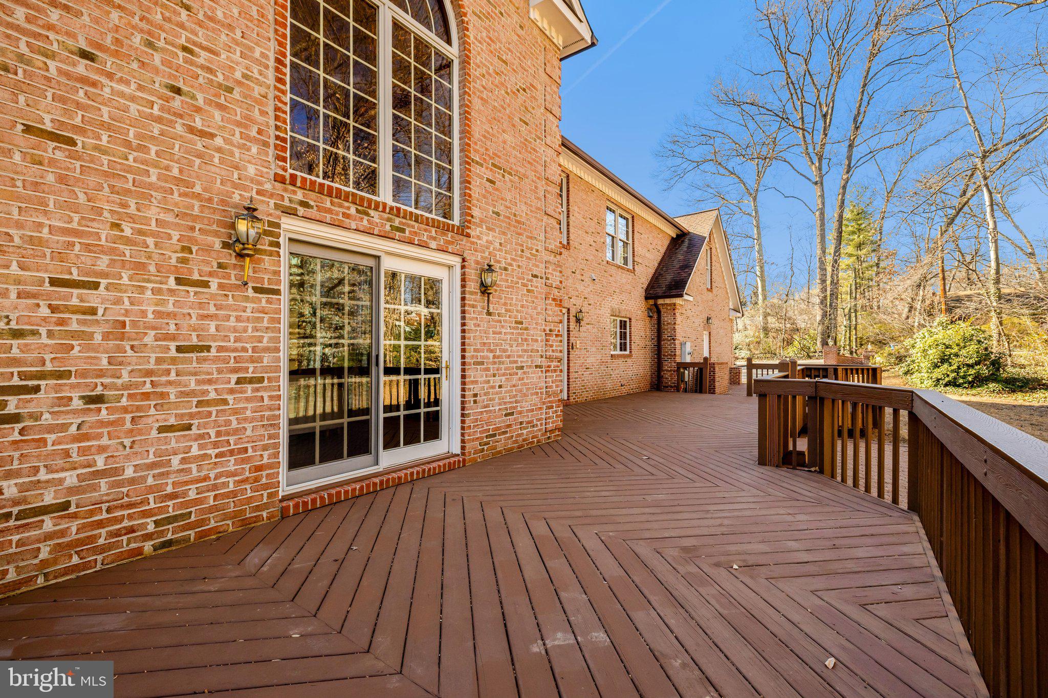 WAKEFIELD FOREST - Residential