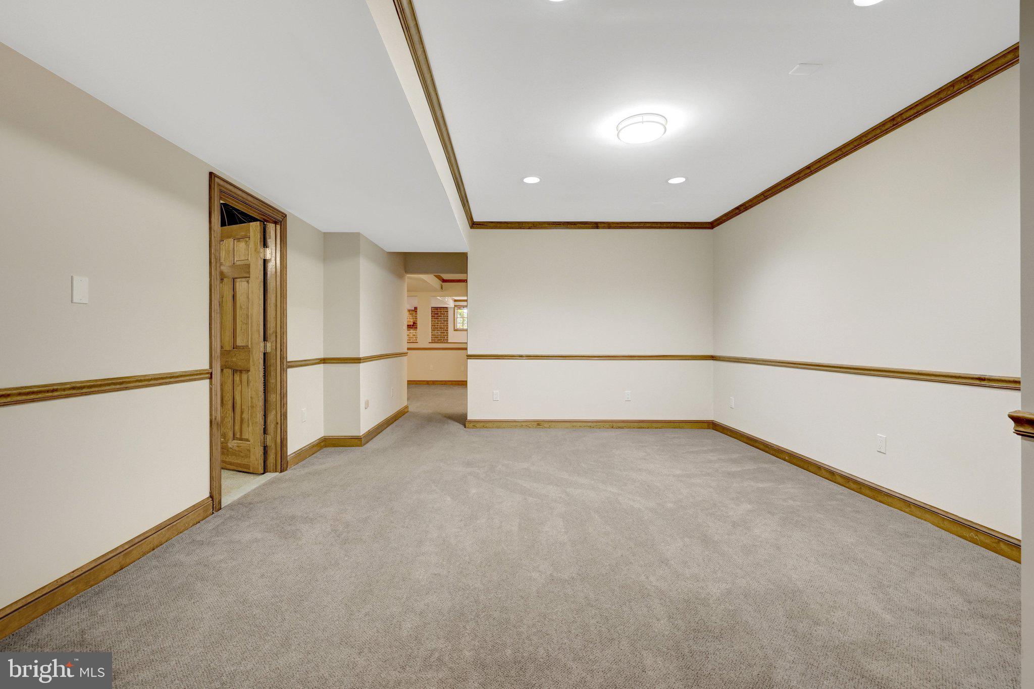 WAKEFIELD FOREST - Residential