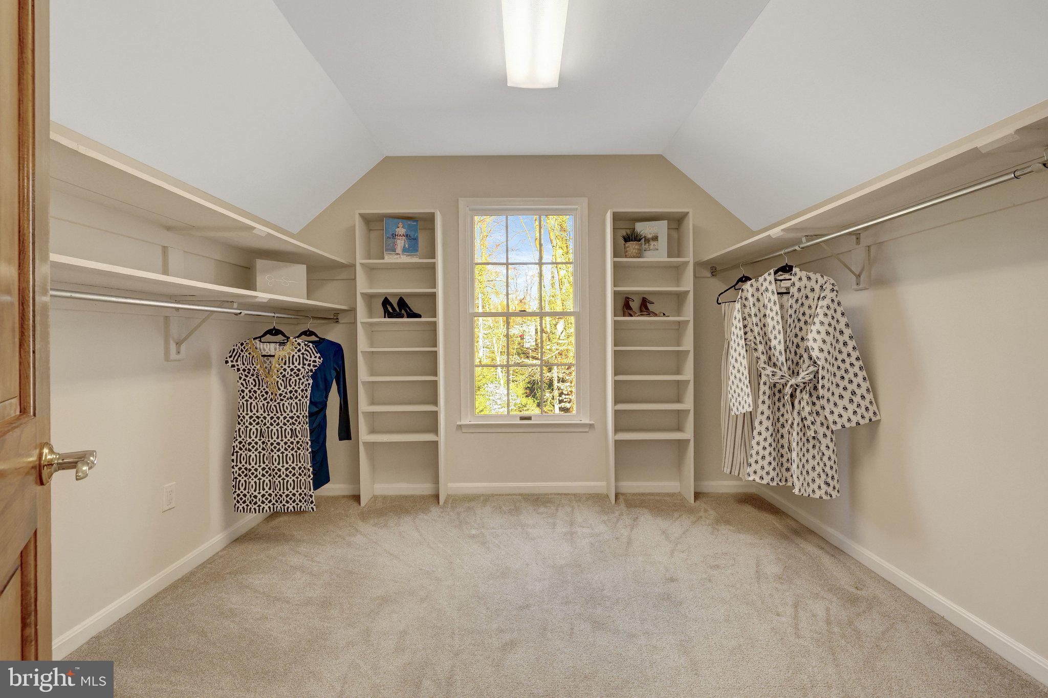 WAKEFIELD FOREST - Residential