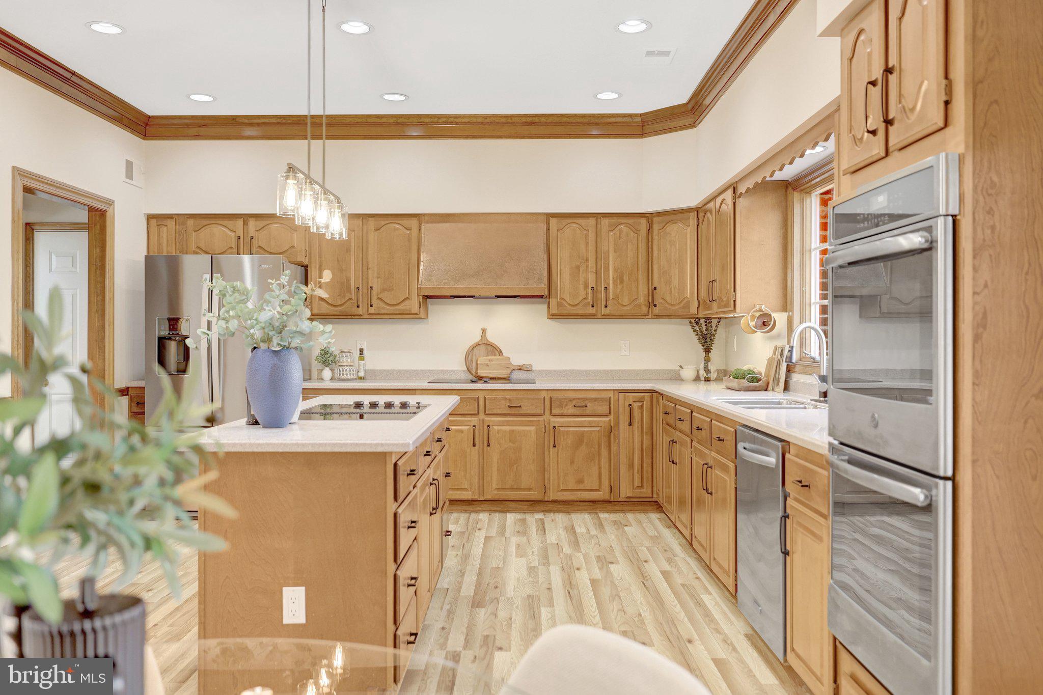 WAKEFIELD FOREST - Residential