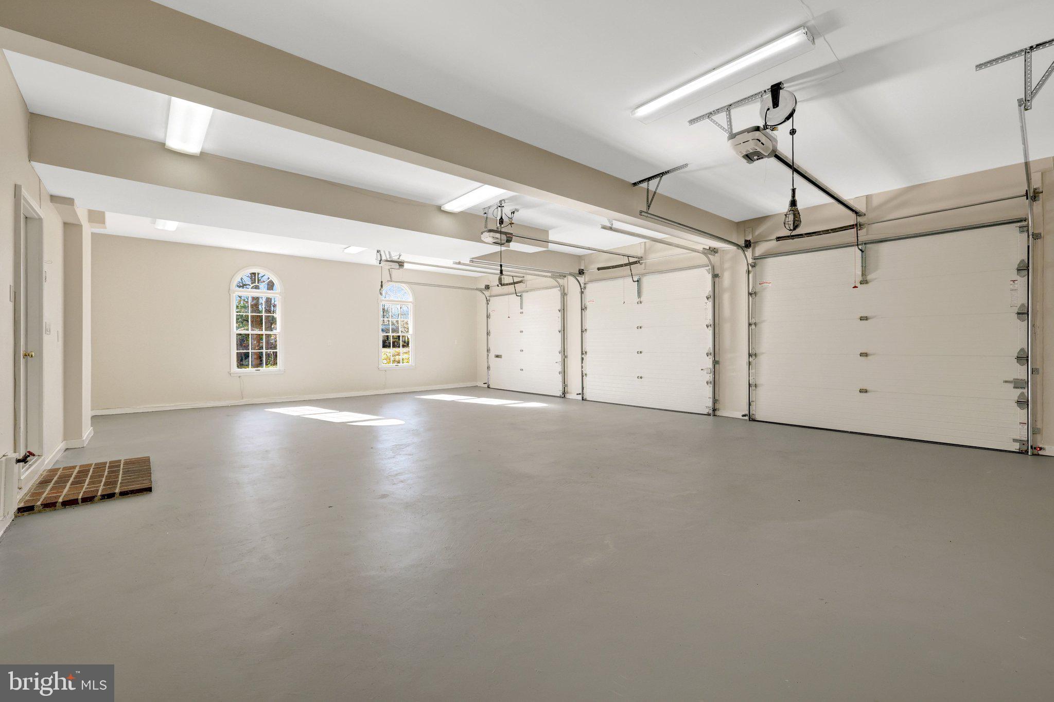 WAKEFIELD FOREST - Residential