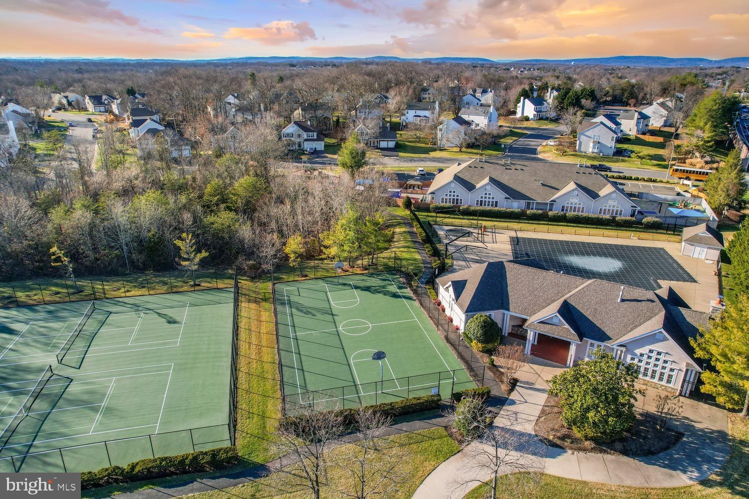 BRIDLEWOOD - Residential