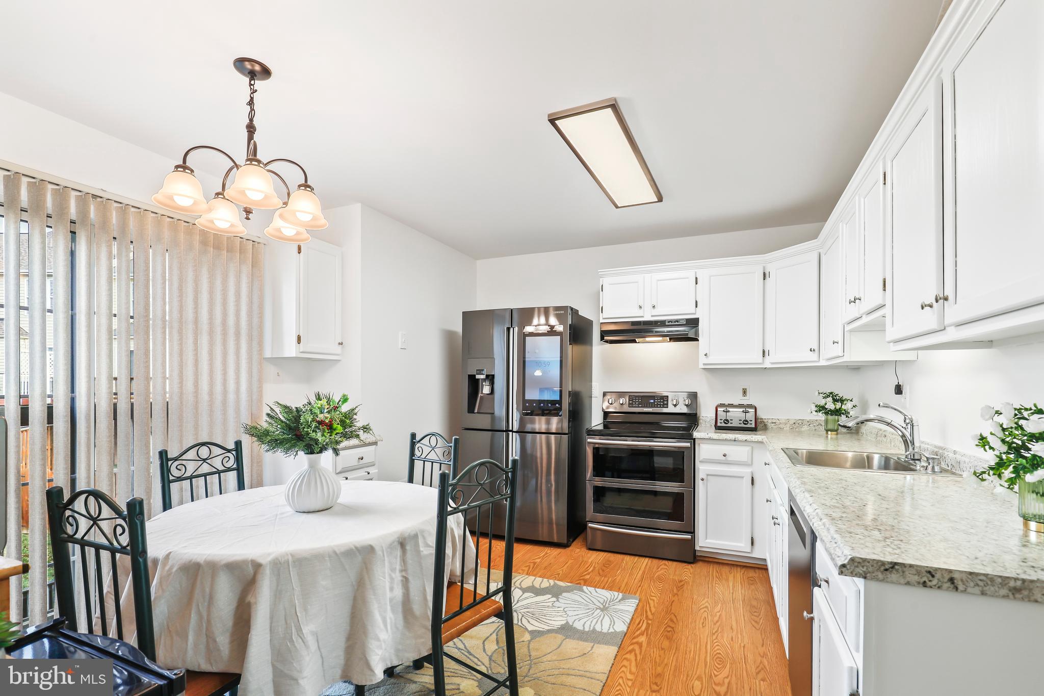 BRIDLEWOOD - Residential