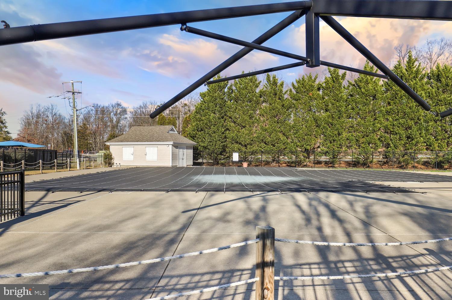 BRIDLEWOOD - Residential