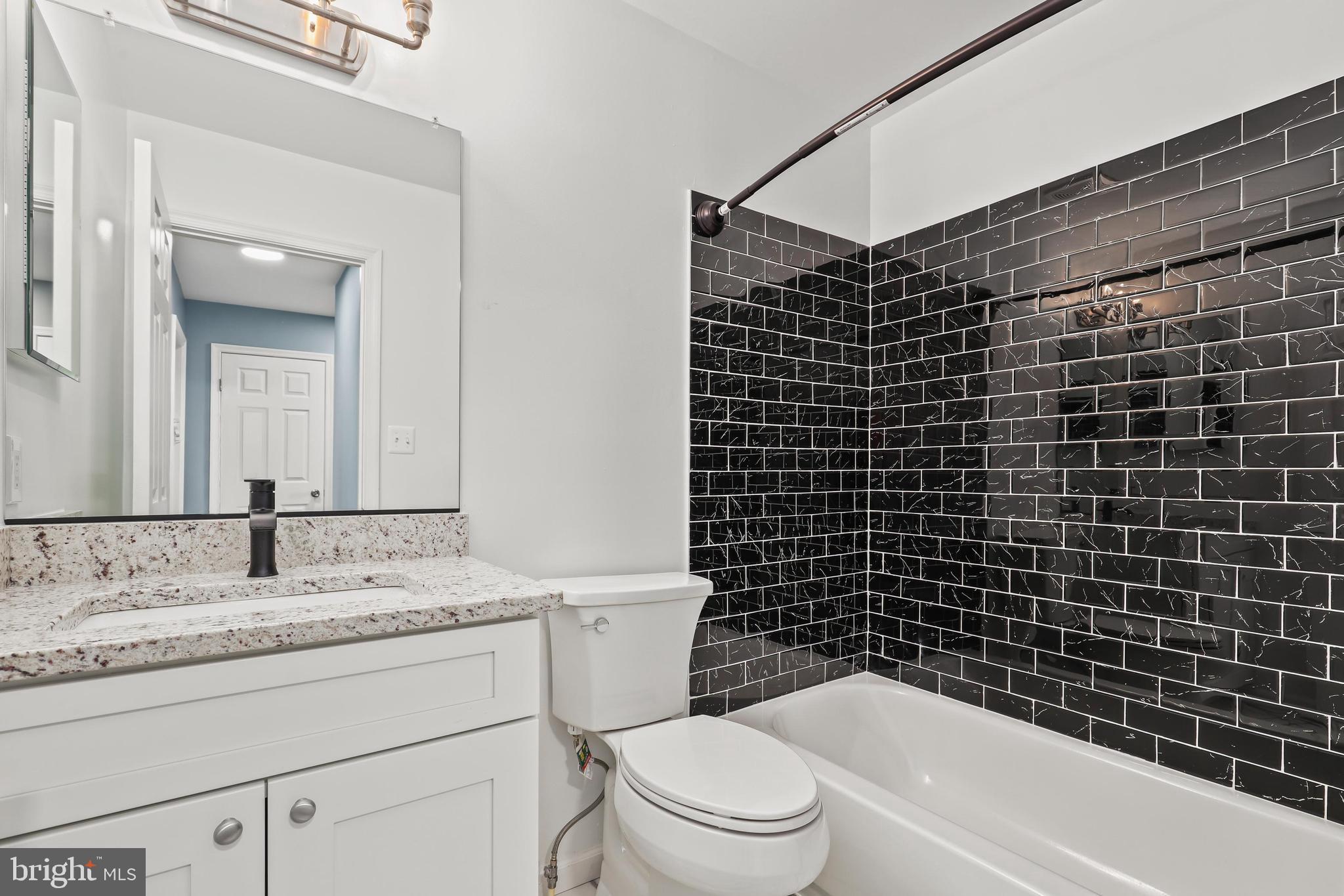 WAYSIDE VILLAGE - Residential