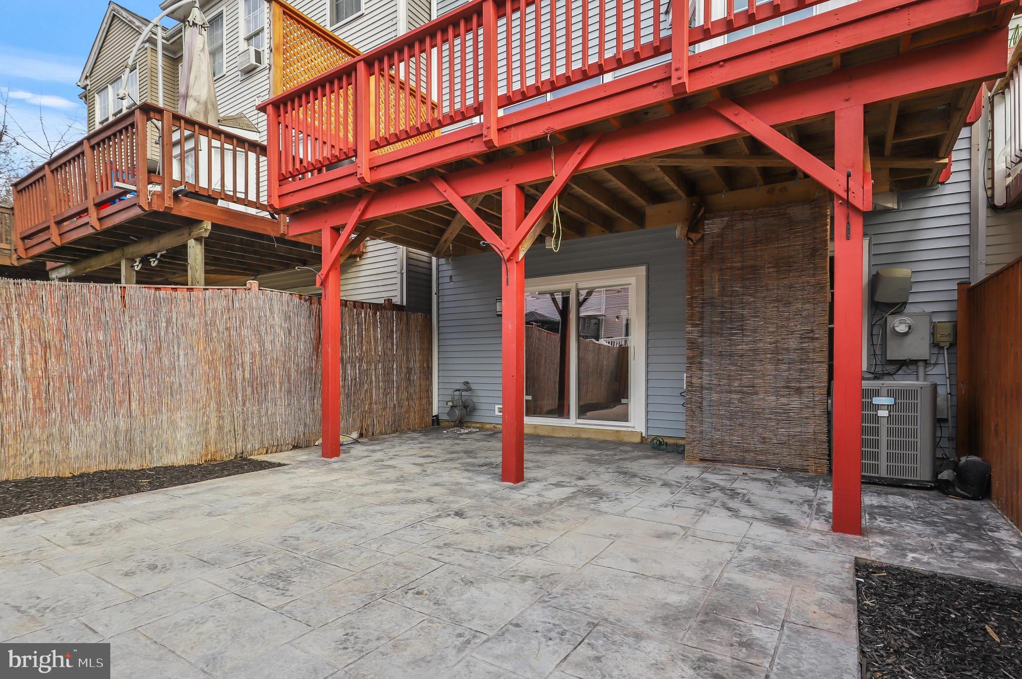 WAYSIDE VILLAGE - Residential