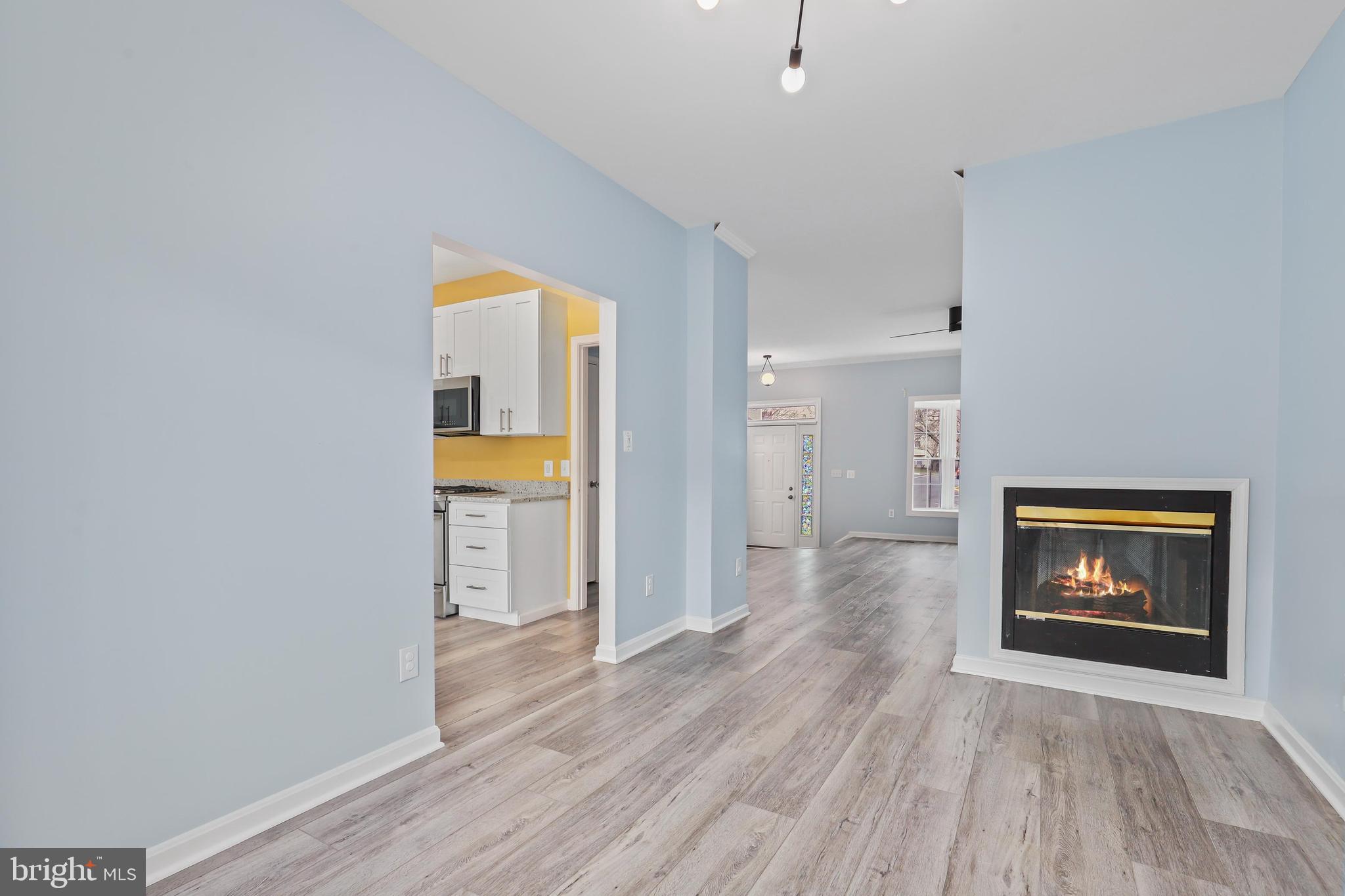 WAYSIDE VILLAGE - Residential