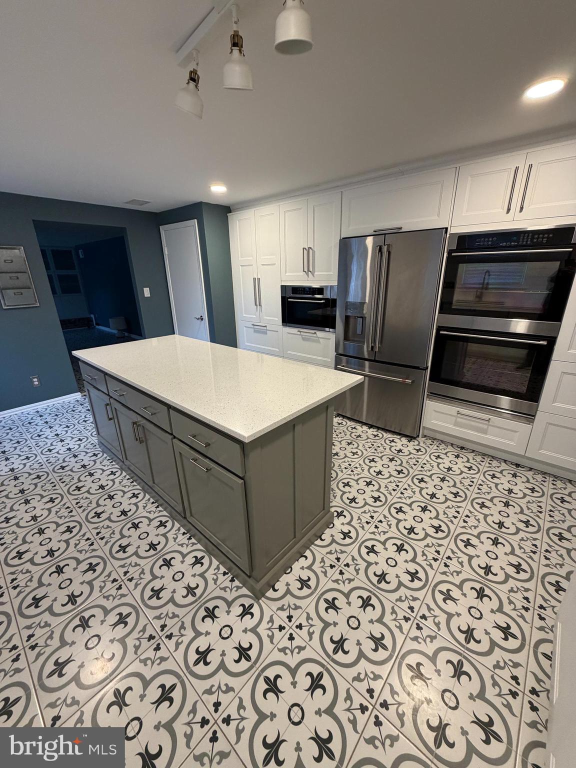 OLD FARM - Residential Lease