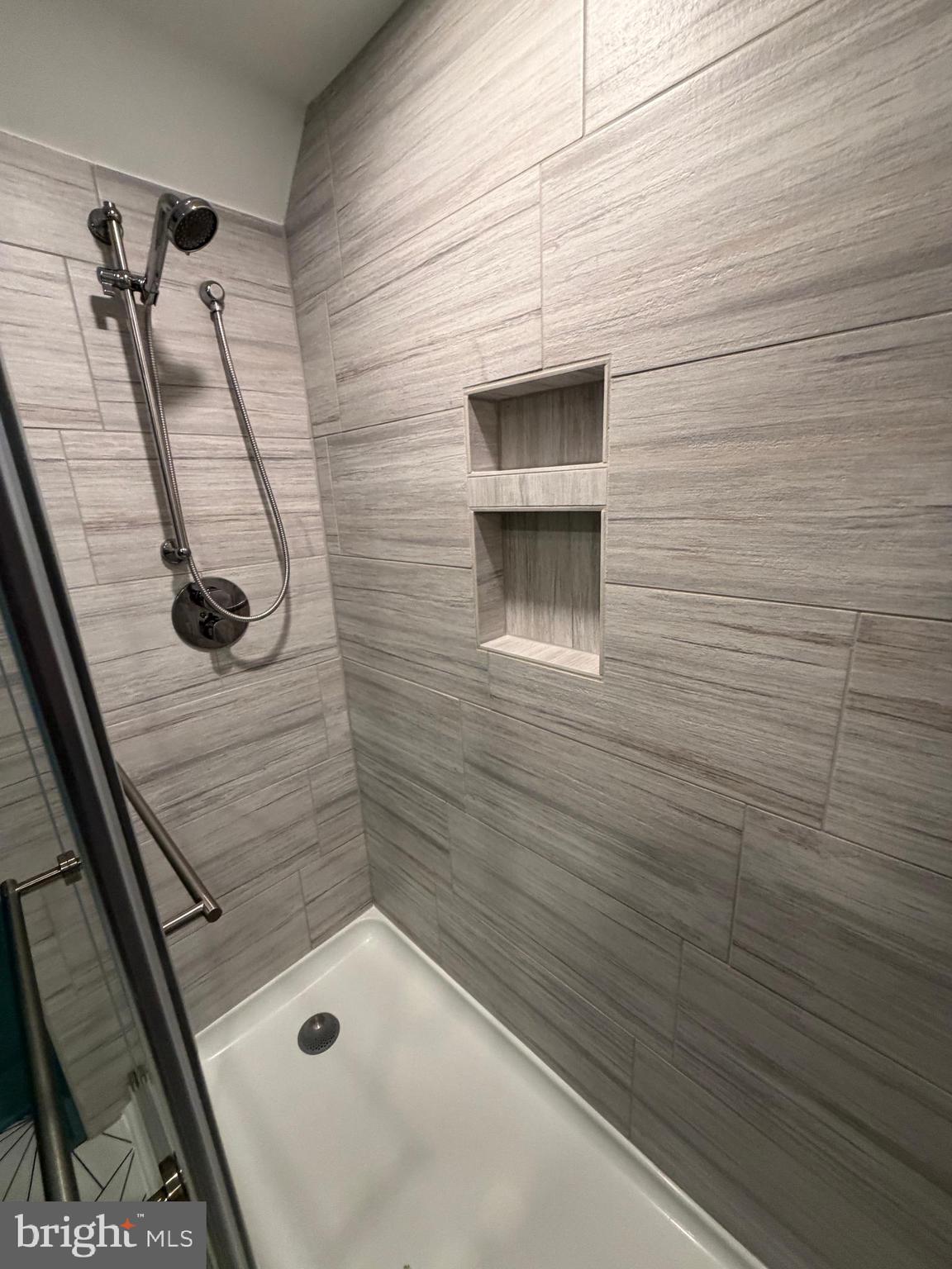 OLD FARM - Residential Lease