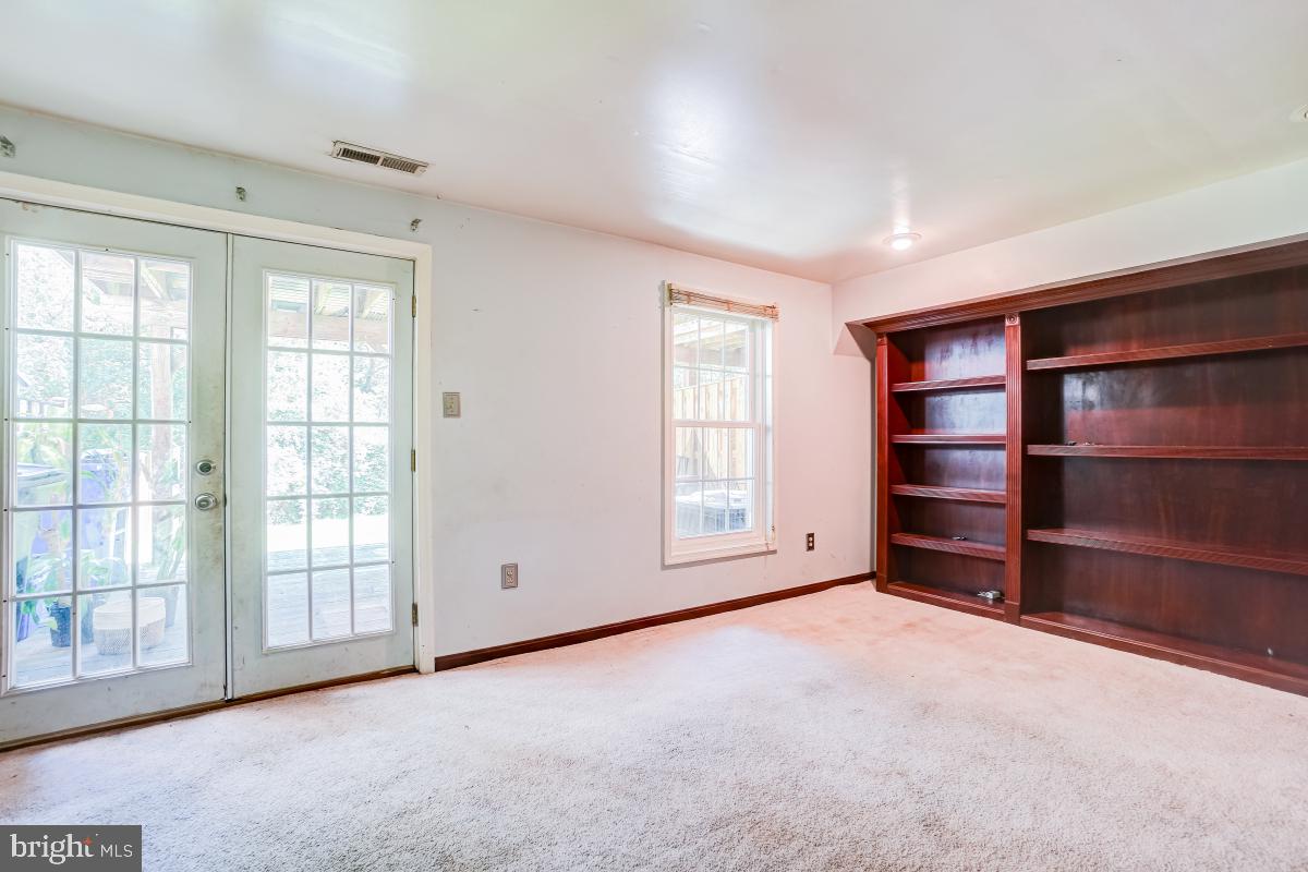 BOWLING BROOK FARMS - Residential