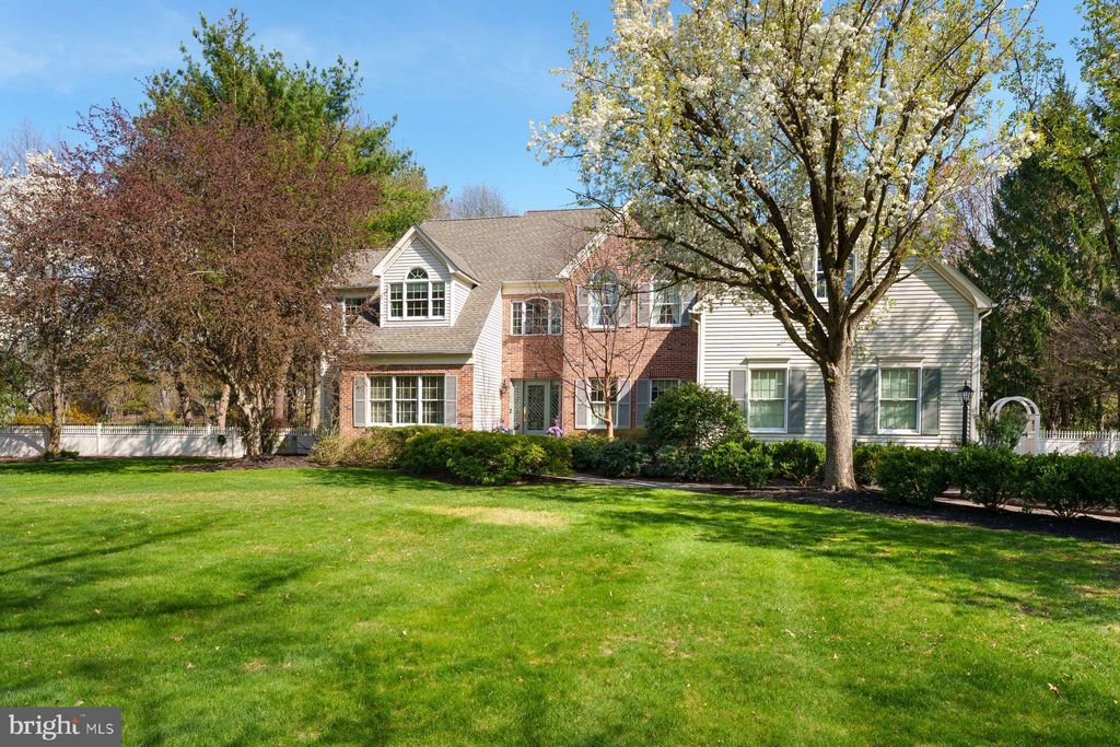 Photo of 39 Red Oak Way, BELLE MEAD, NJ 08502 (MLS # NJSO2005438)