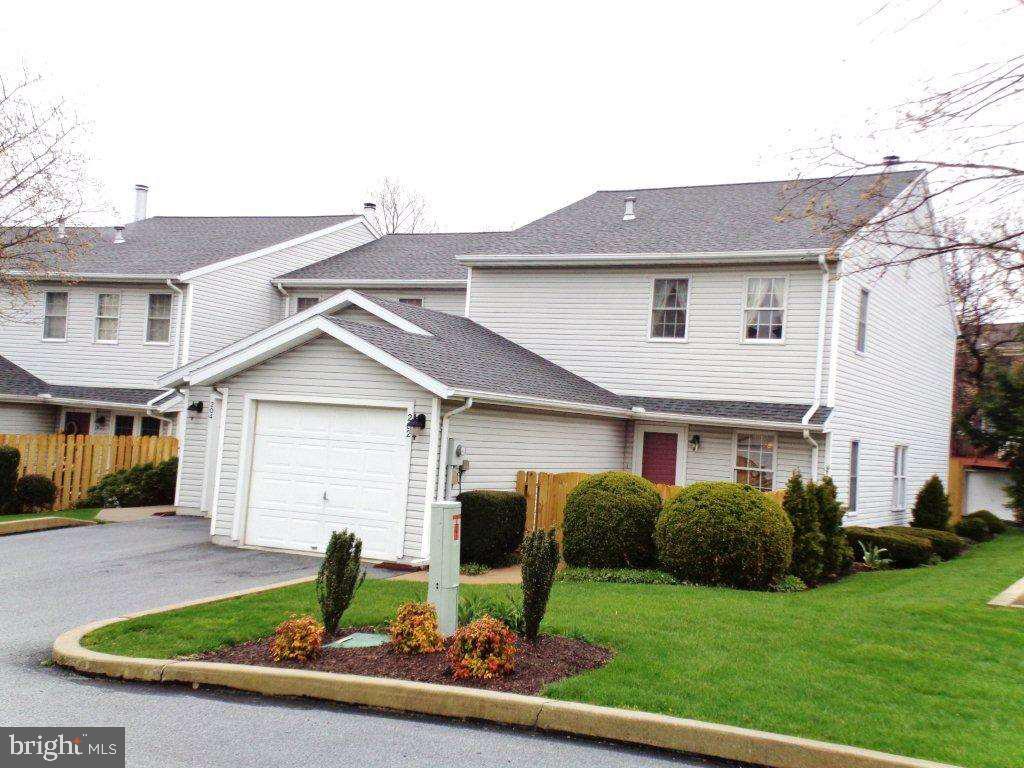 CHAMBERS CROSSING - Residential
