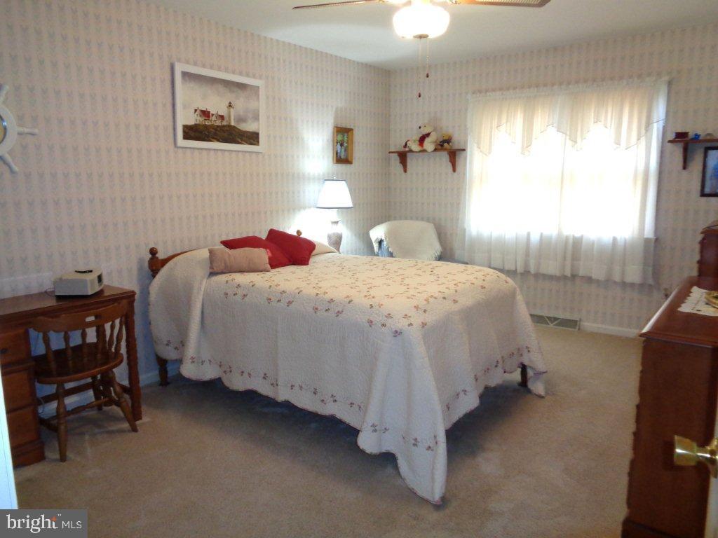 CHAMBERS CROSSING - Residential