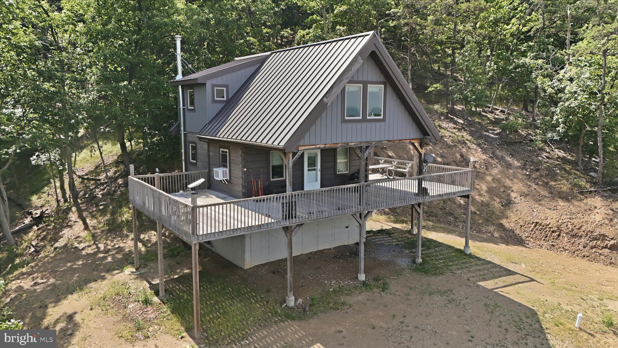 757 BROCKET DRIVE