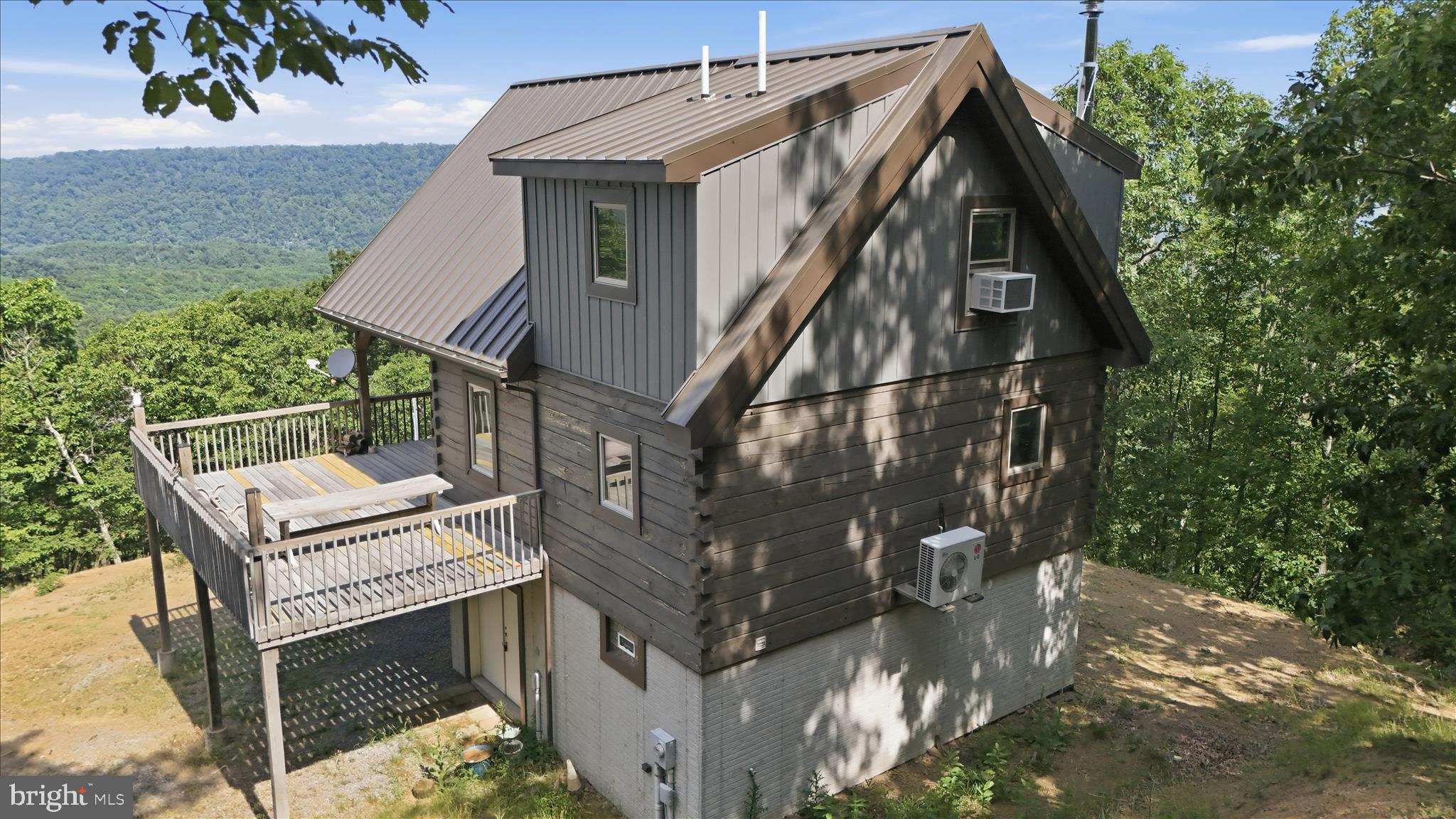 757 BROCKET DRIVE
