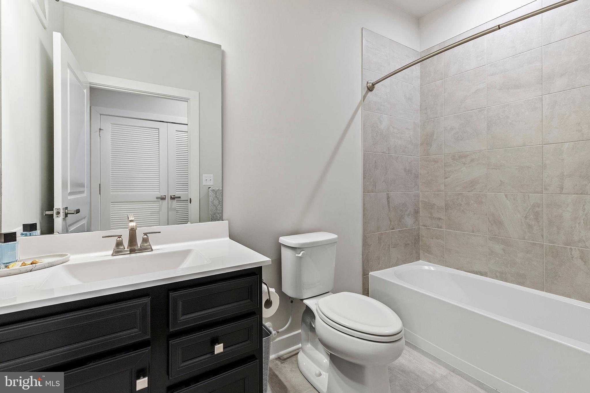 TURF VALLEY - Residential