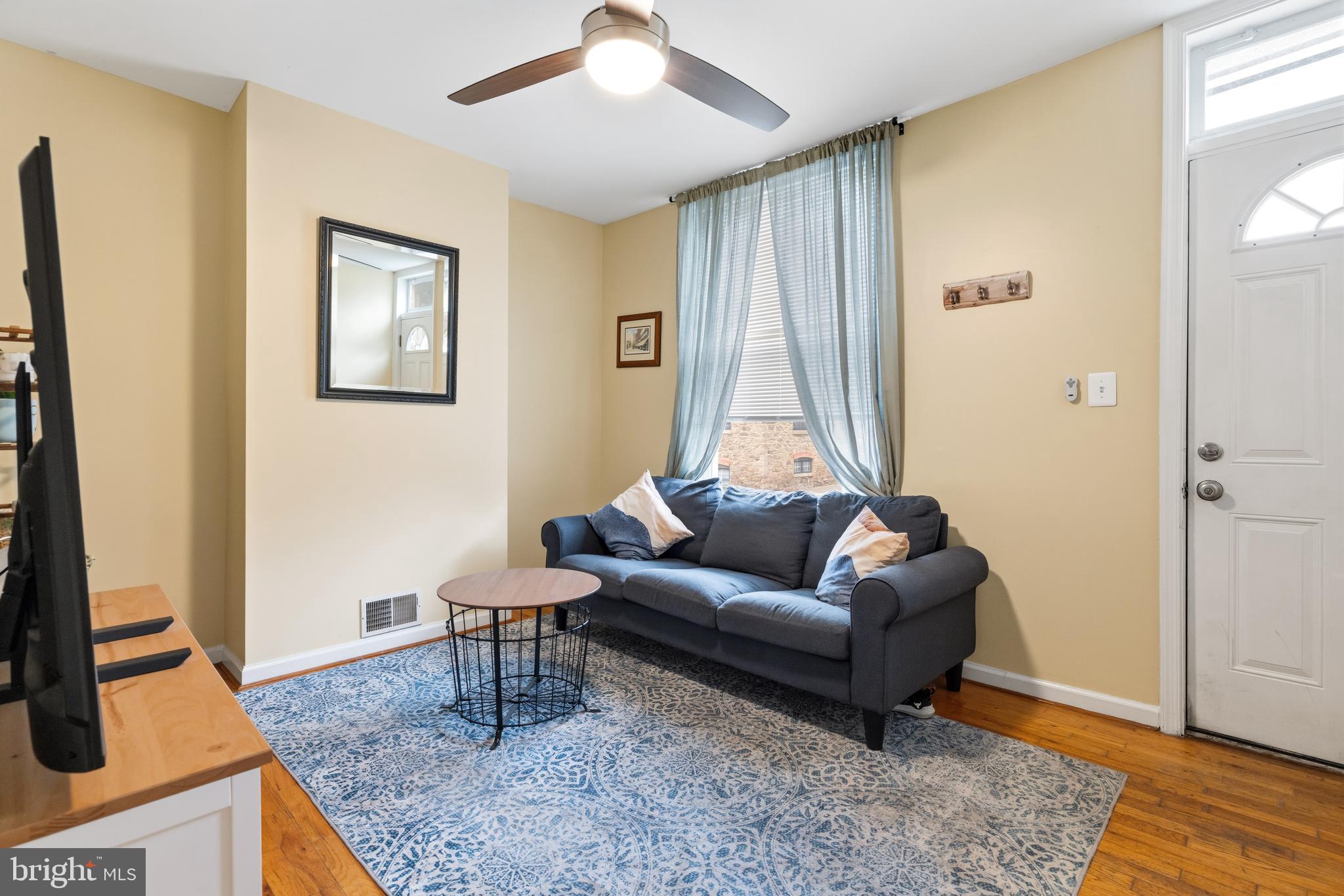 435 SHURS LANE