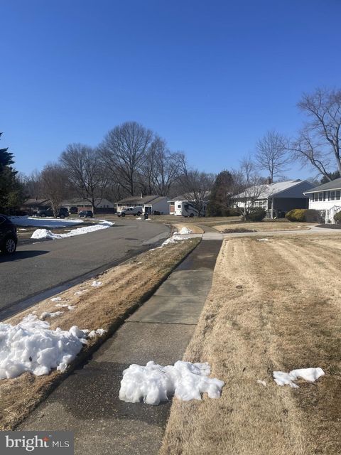 1707 DALFIELD DRIVE WILMINGTON DE 19803