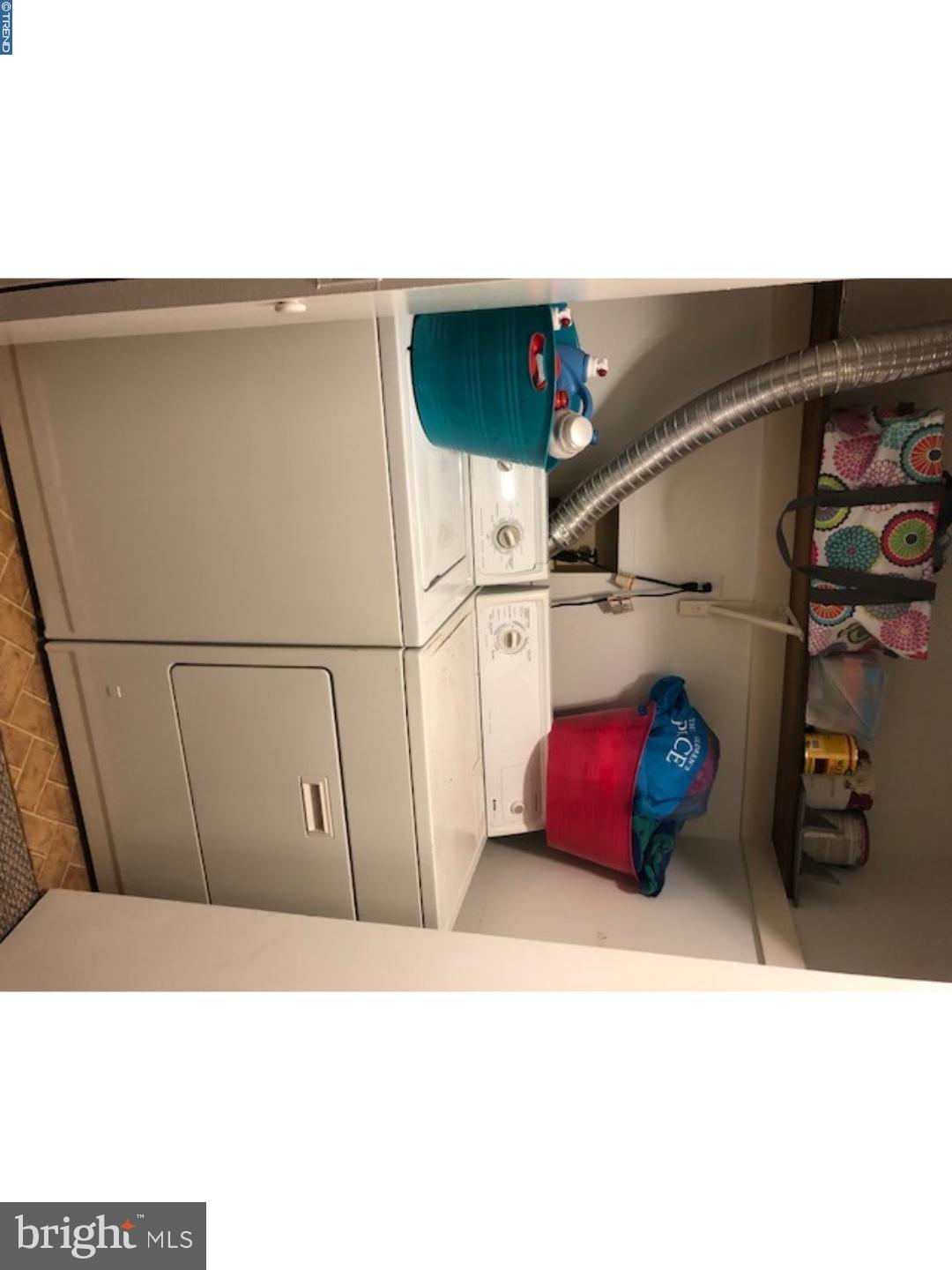 WYNDHAM PLACE - Residential Lease