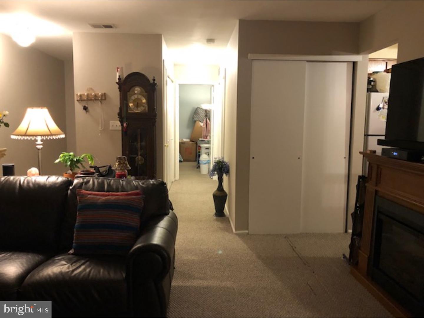 WYNDHAM PLACE - Residential Lease