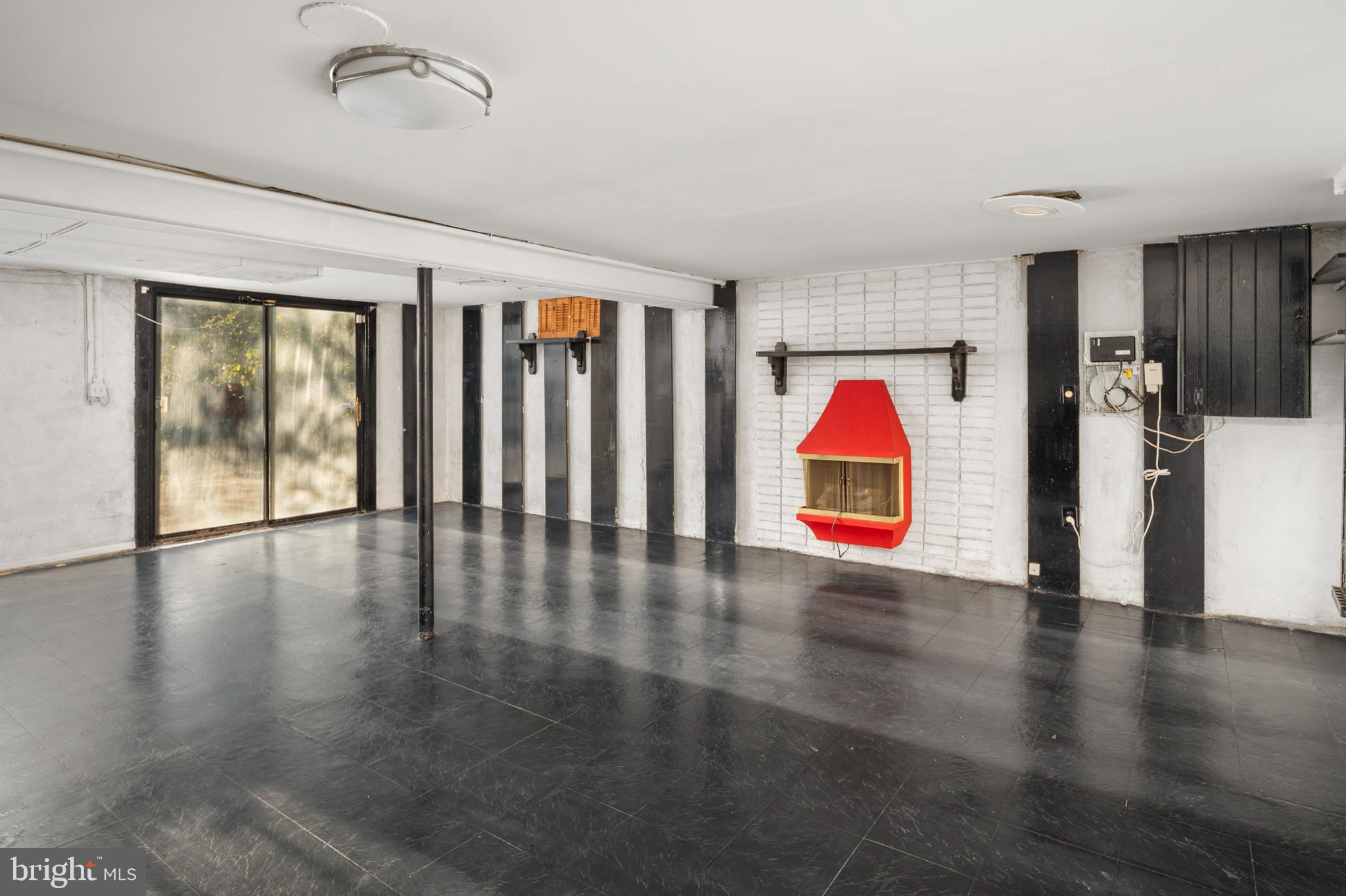 OAKLAND MILLS - Residential