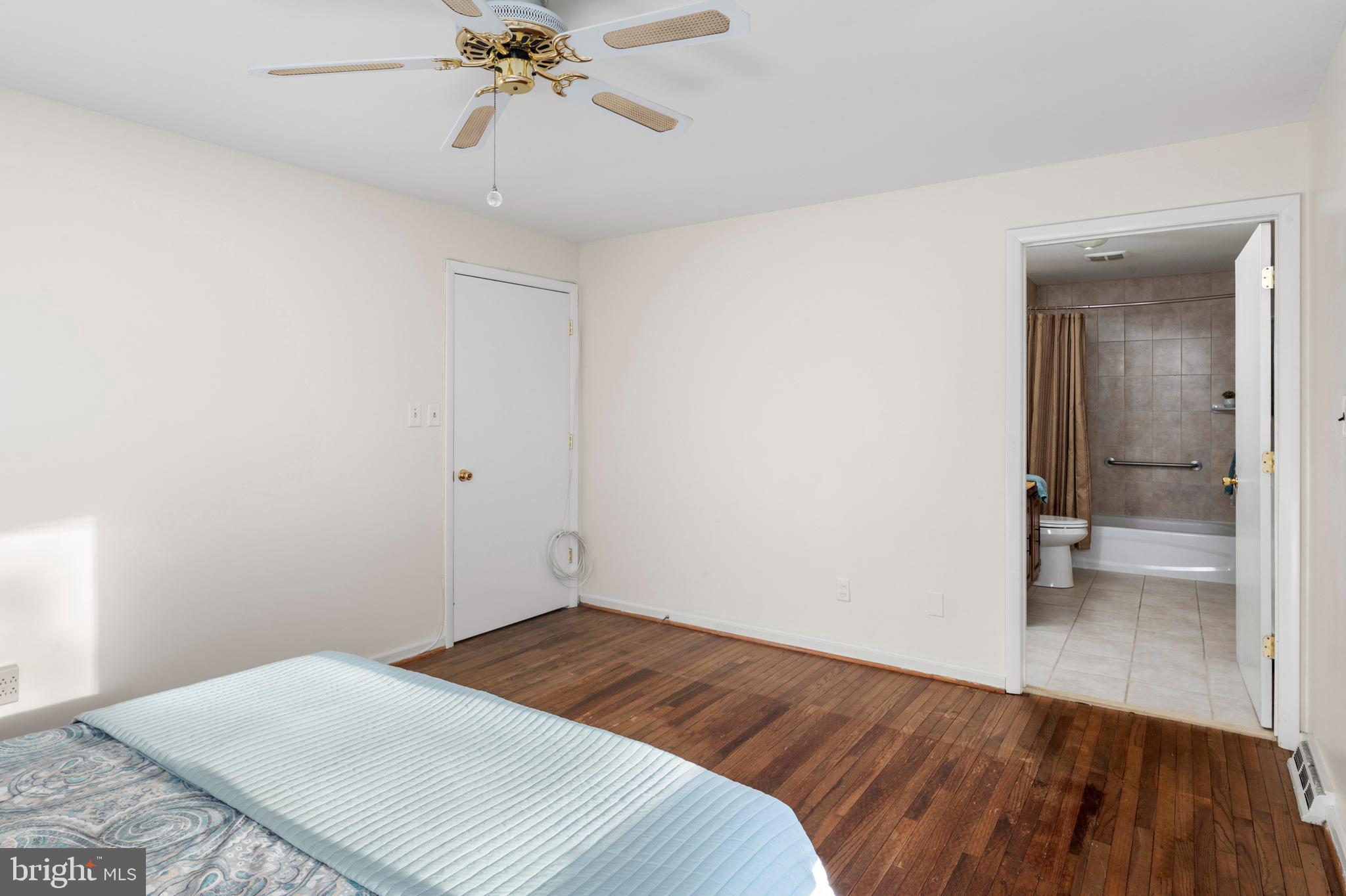 OAKLAND MILLS - Residential