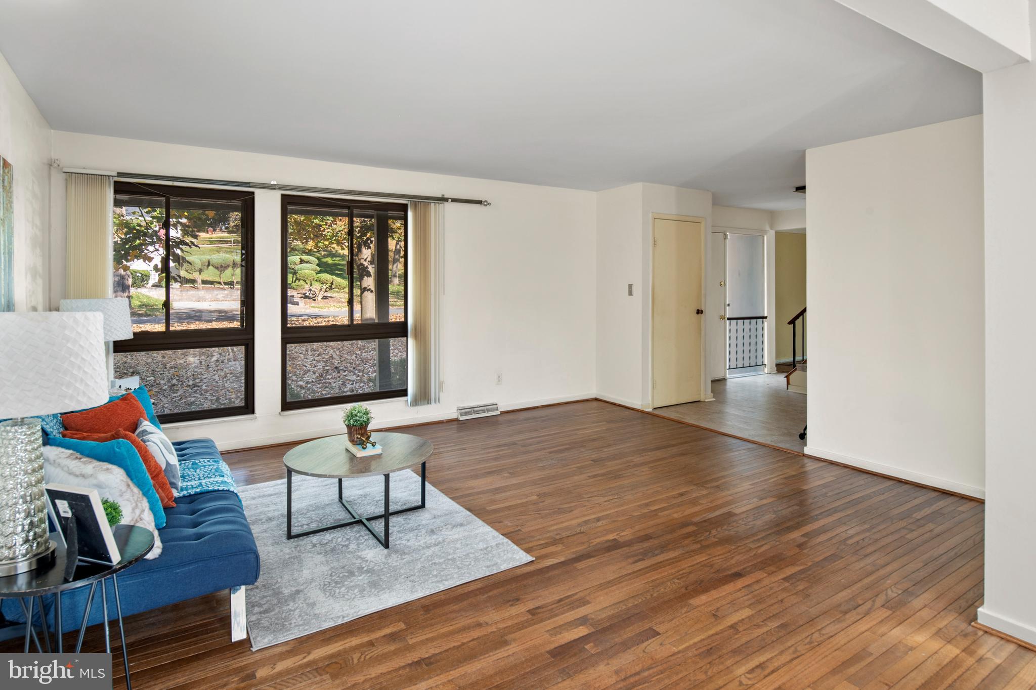 OAKLAND MILLS - Residential