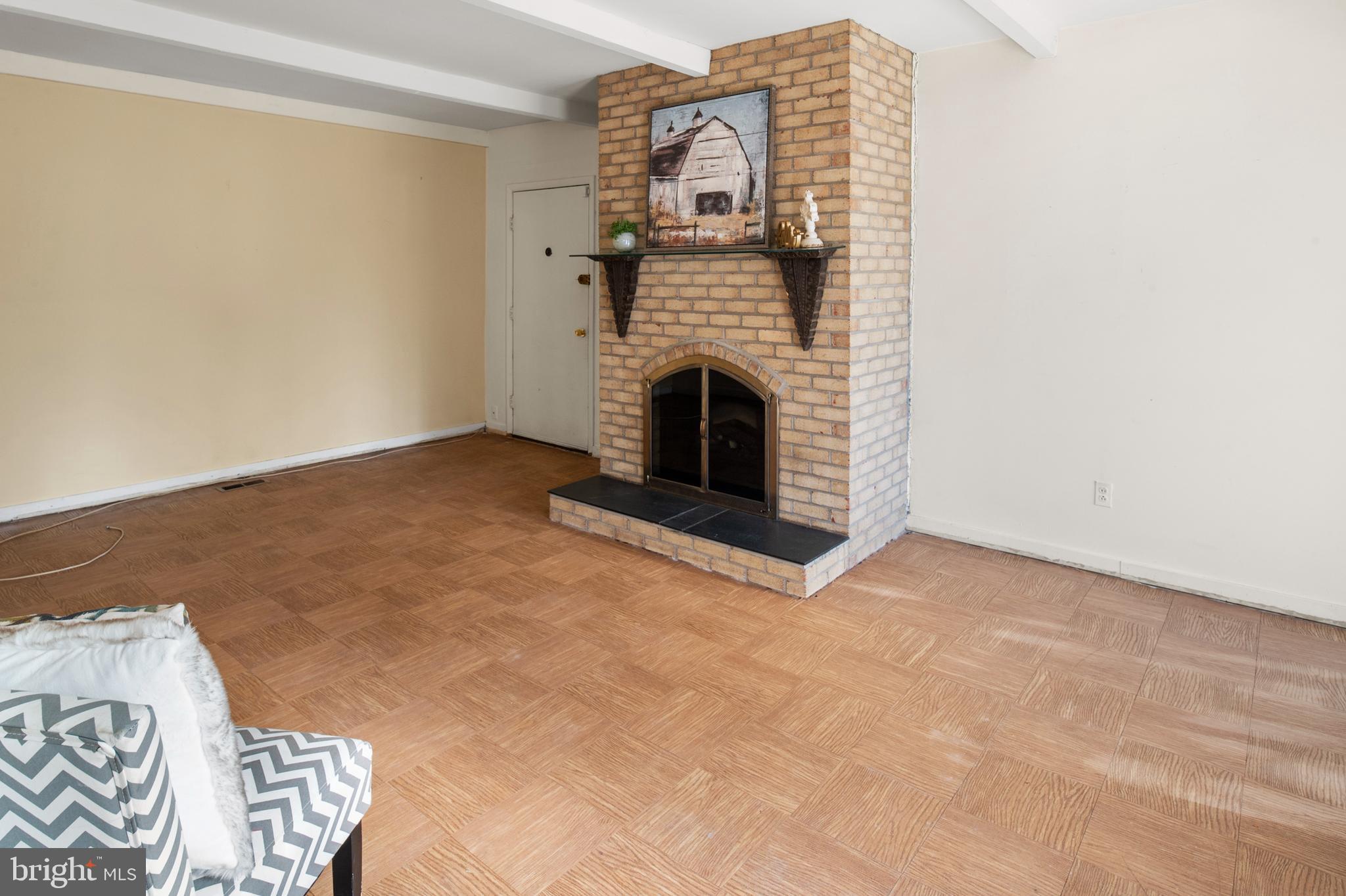 OAKLAND MILLS - Residential