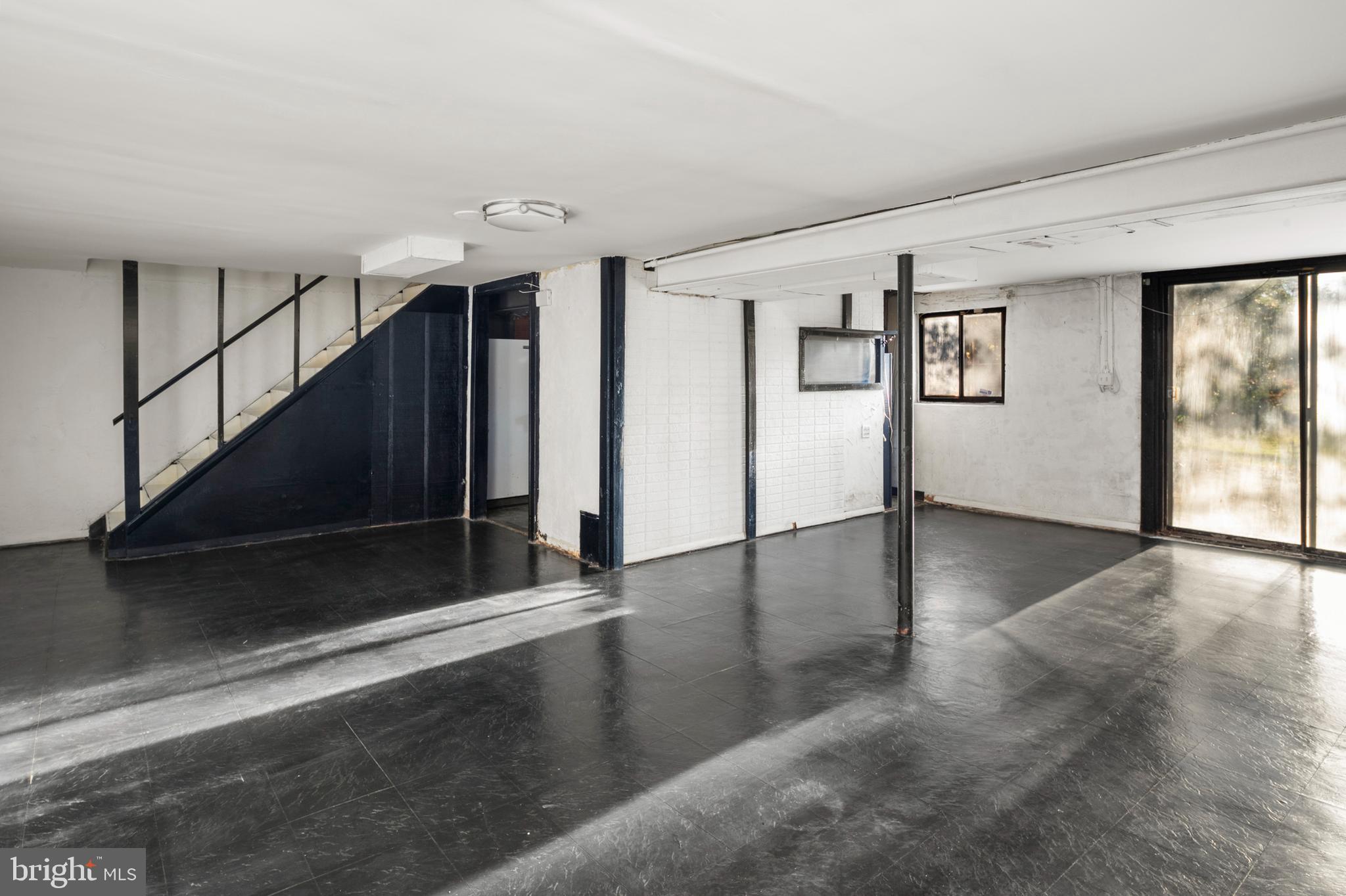 OAKLAND MILLS - Residential